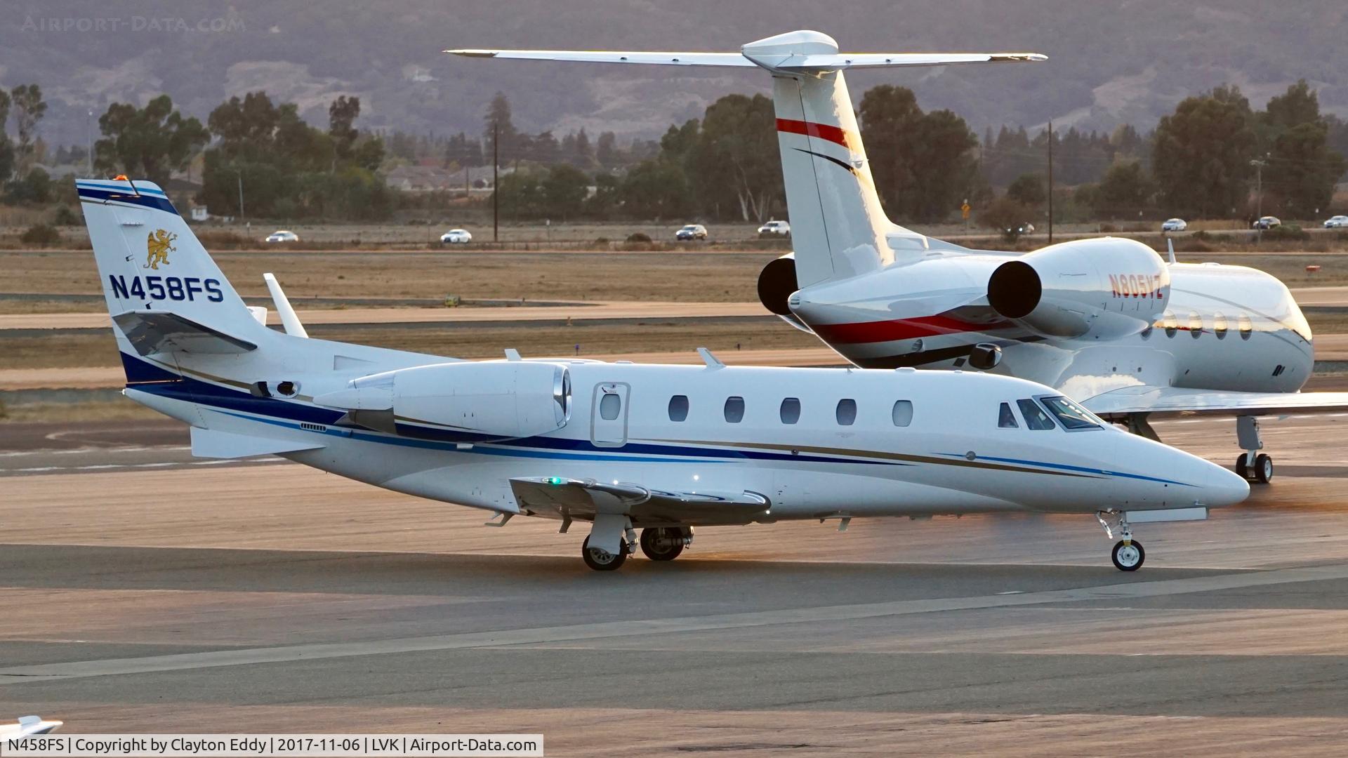 N458FS, 2008 Cessna 560XL C/N 560-6011, Livermore Airport California 2017.