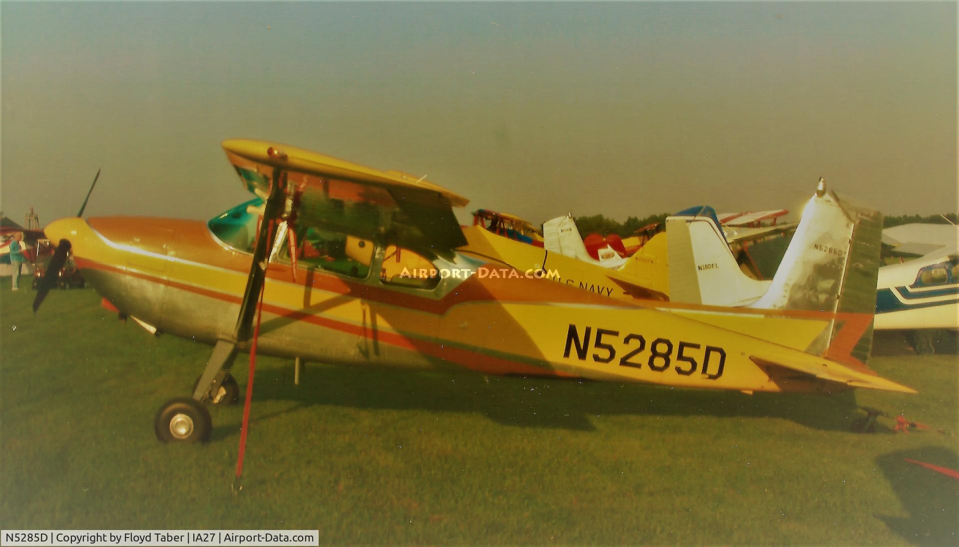 N5285D, 1958 Cessna 180A C/N 50183, Blakesburg Antique fly in