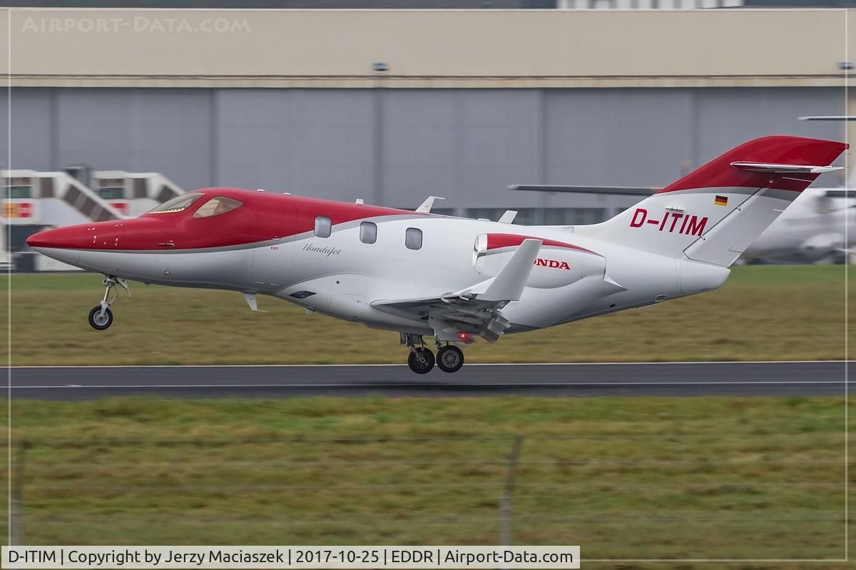 D-ITIM, 2015 Honda HA-420 HondaJet C/N 42000017, Honda HA-420 HondaJet