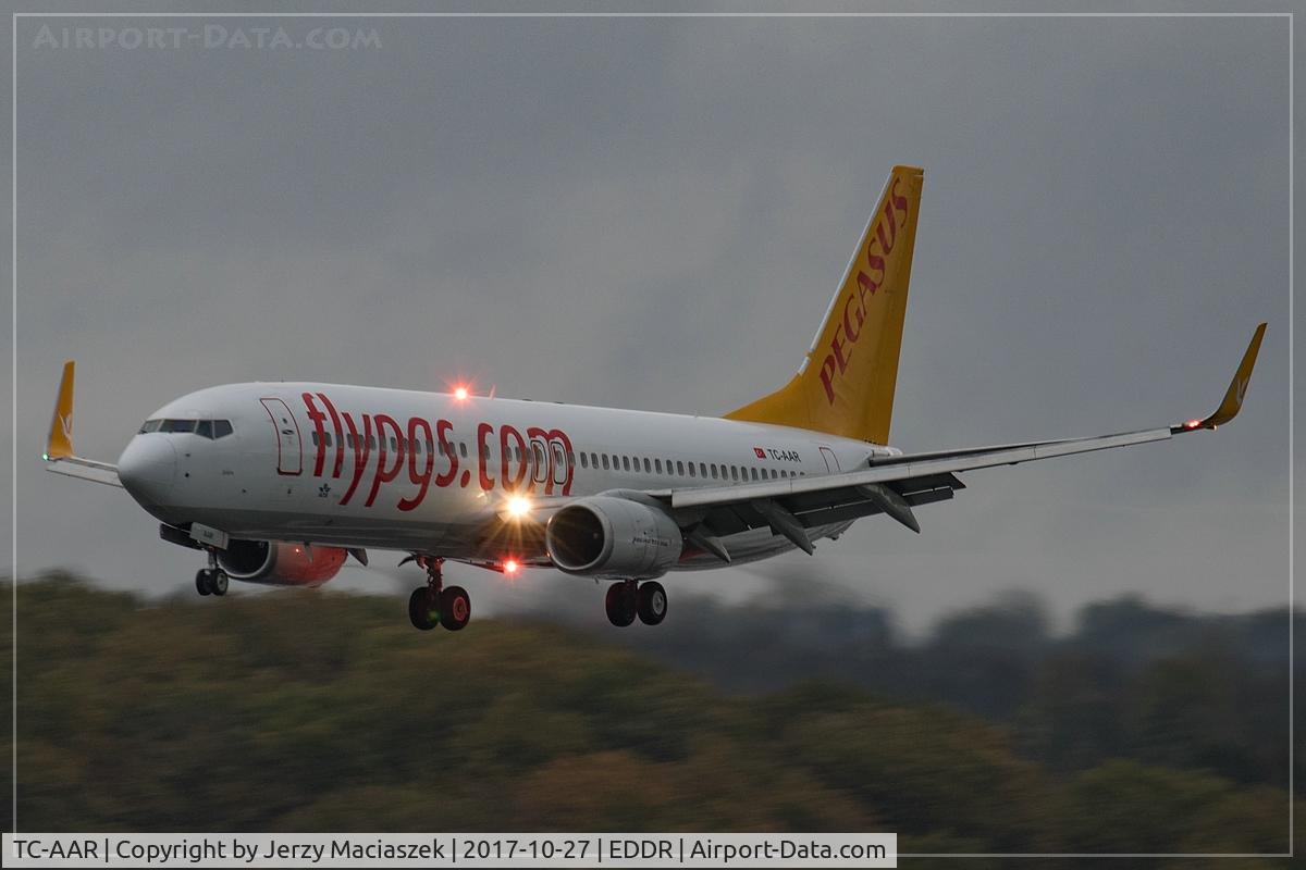 TC-AAR, 2000 Boeing 737-86N C/N 28624, Boeing 737-86N