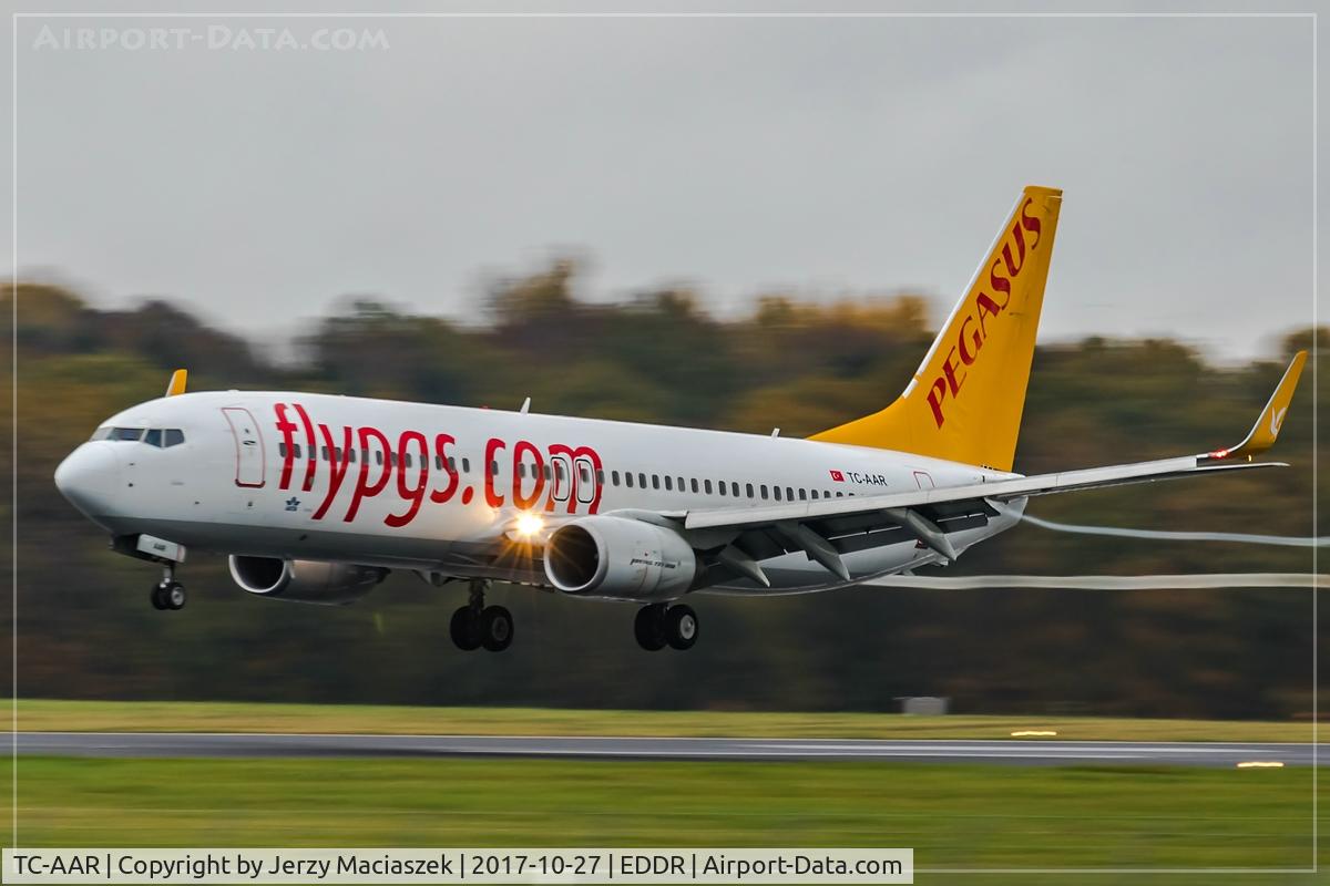 TC-AAR, 2000 Boeing 737-86N C/N 28624, TC-AAR