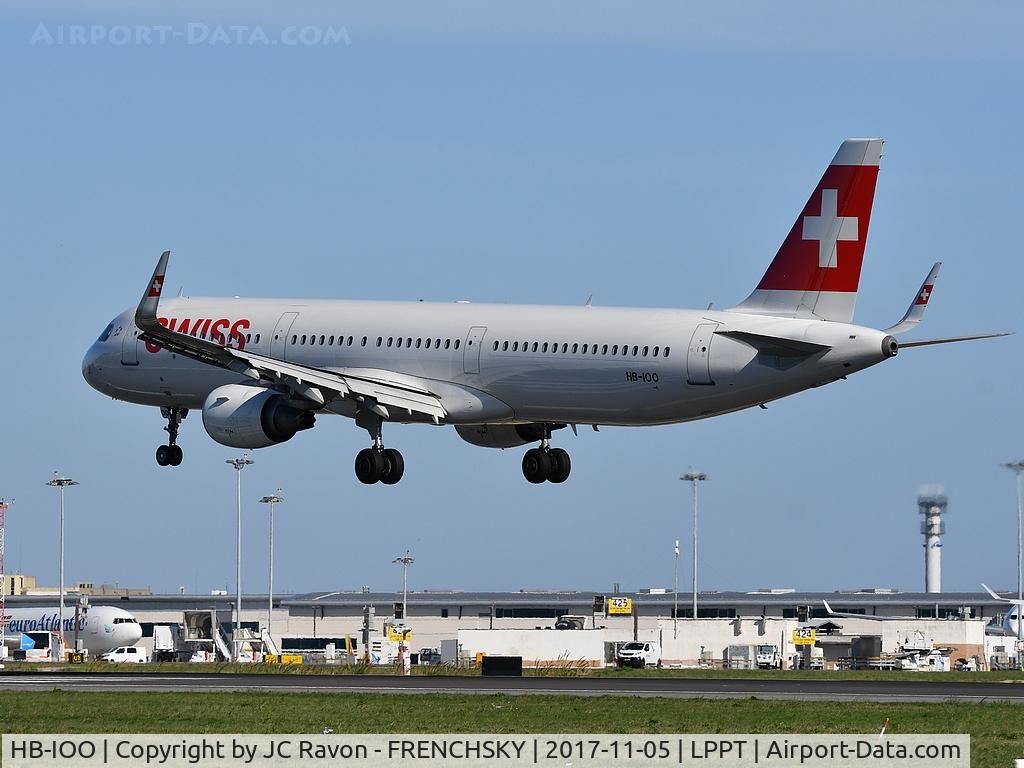 HB-IOO, 2016 Airbus A321-212 C/N 7007, LX2084 from Zurich (ZRH) landing runway 03