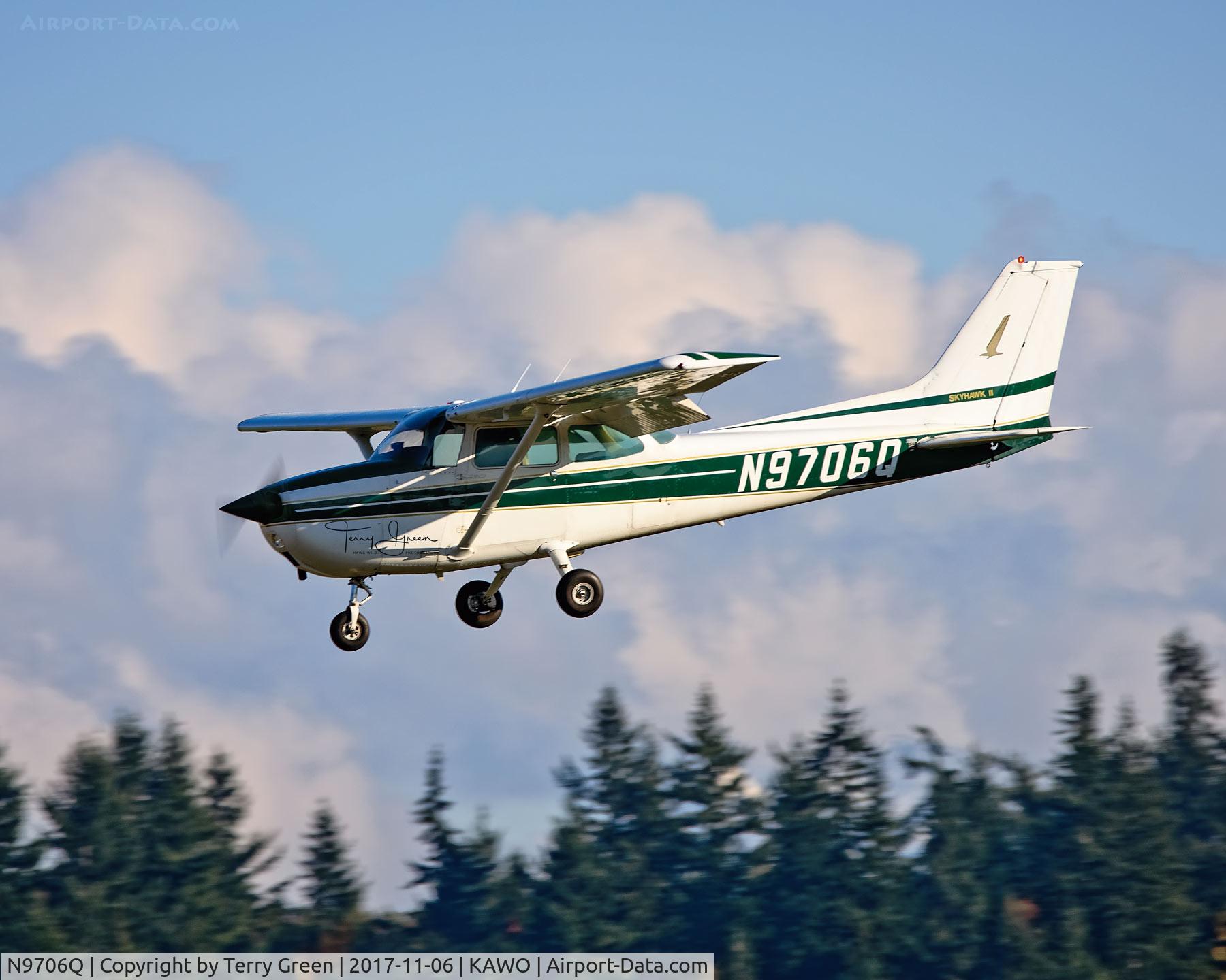 N9706Q, 1975 Cessna 172M C/N 17265784, KAWO