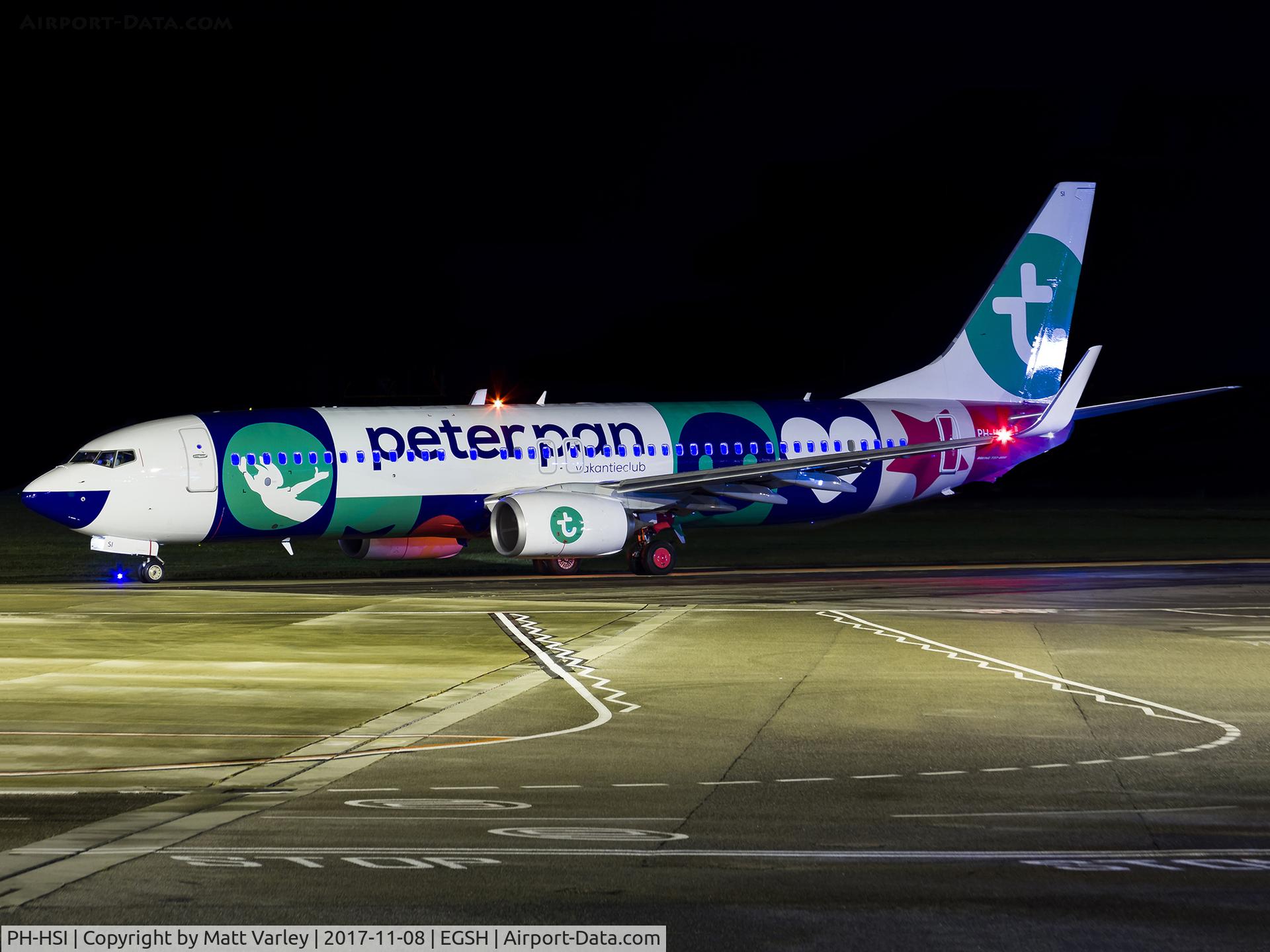 PH-HSI, 2013 Boeing 737-8K2 C/N 42148, Peter Pan livery