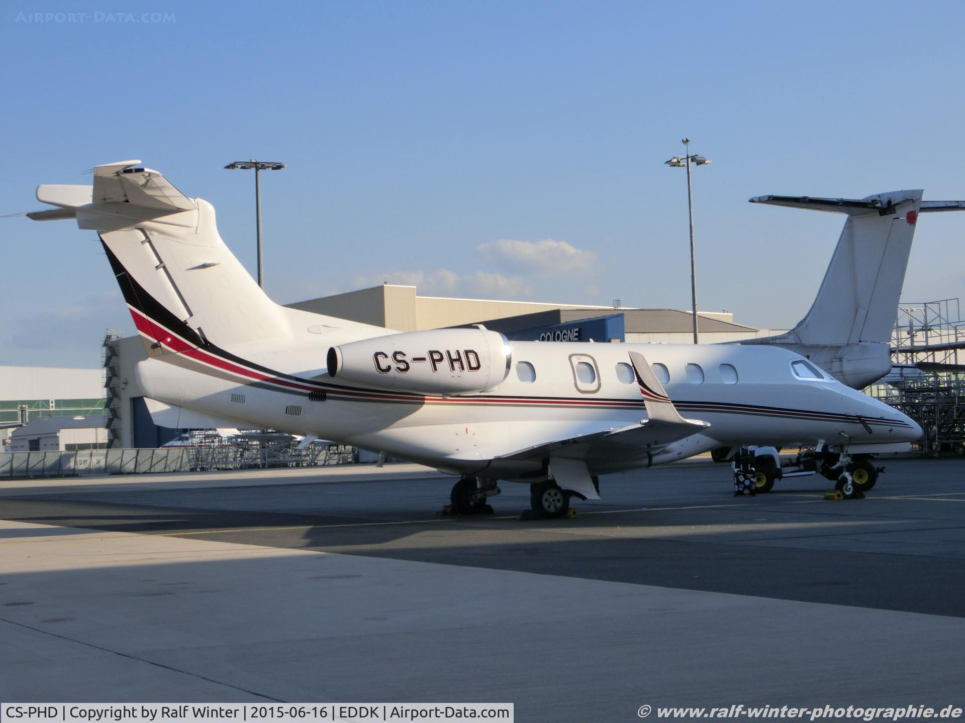 CS-PHD, 2014 Embraer EMB-505 Phenom 300 C/N 50500225, Embraer Phenom 300 EMB-505 - NJE NatJets Transportes Aereos - 50500225 - CS-PHD - 16.06.2015 - CGN