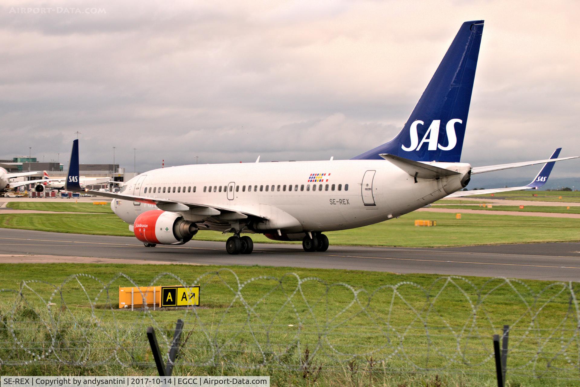 SE-REX, 2002 Boeing 737-76N C/N 33418, taxing in after landing.