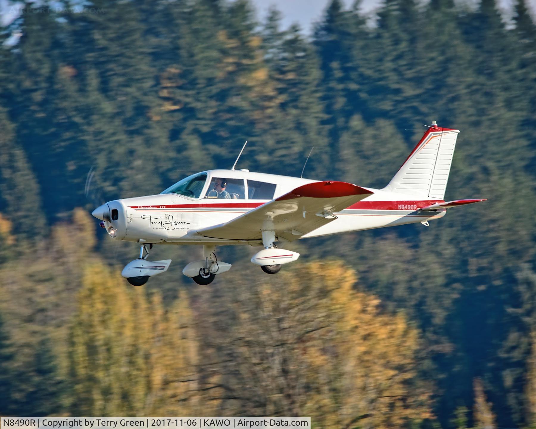 N8490R, 1966 Piper PA-28-140 C/N 28-22401, KAWO
