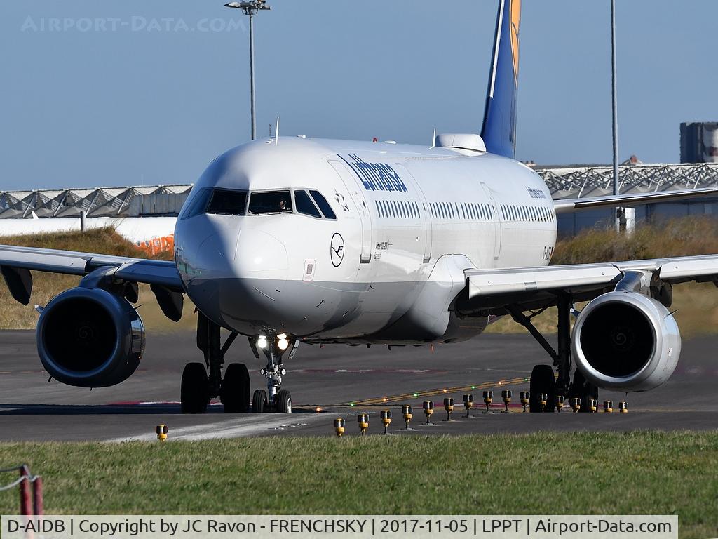 D-AIDB, 2010 Airbus A321-231 C/N 4545, Lufthansa LH1791 departure to Munich (MUC)
