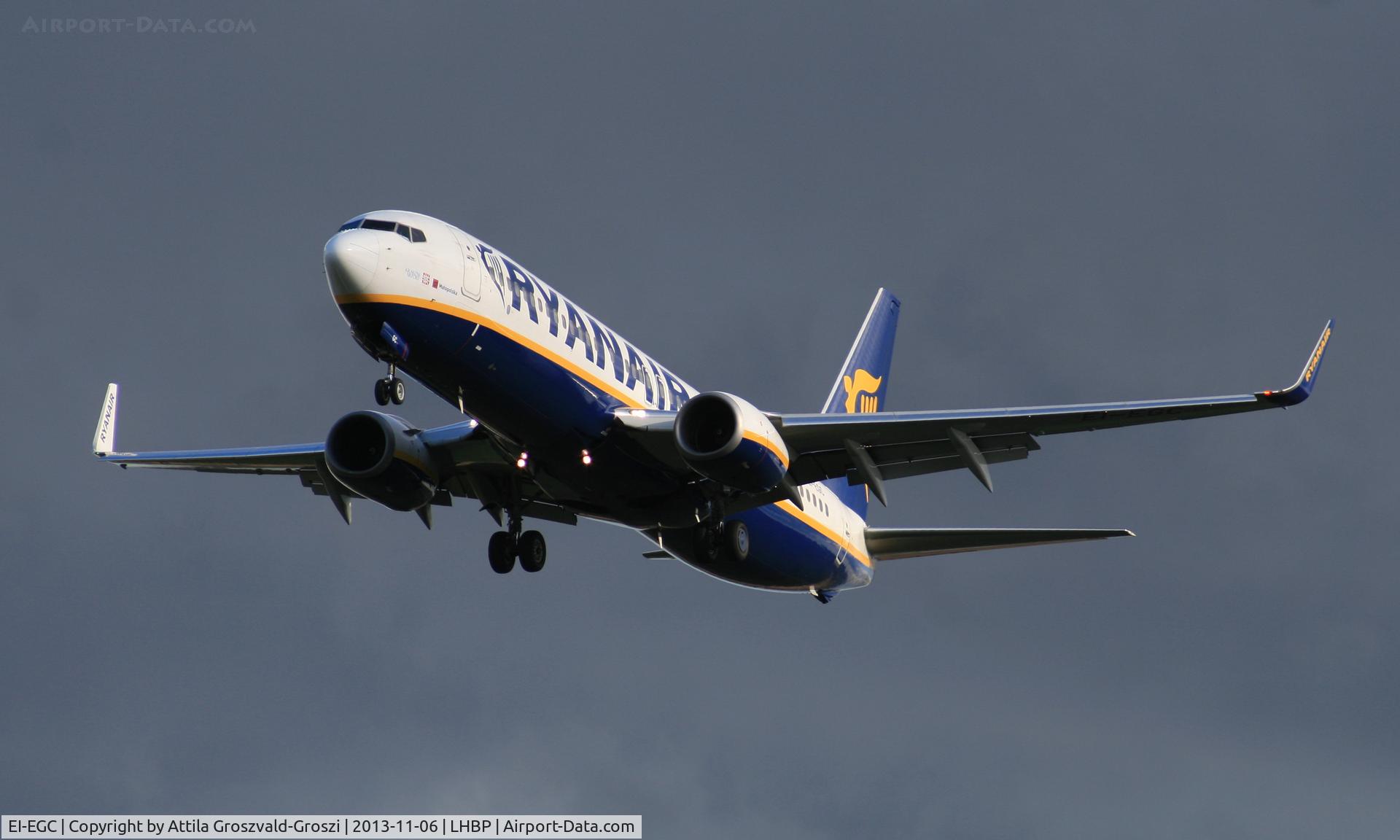 EI-EGC, 2009 Boeing 737-8AS C/N 38492, BUD-Budapest Liszt Ferenc International Airport, Hungary