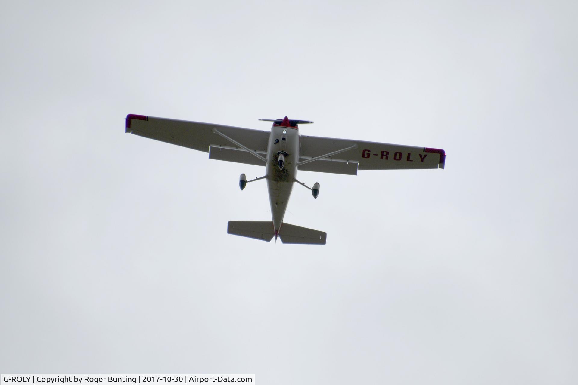 G-ROLY, 1980 Reims F172N Skyhawk C/N 1945, Directly above at Shireoaks, Nottinghamshire UK