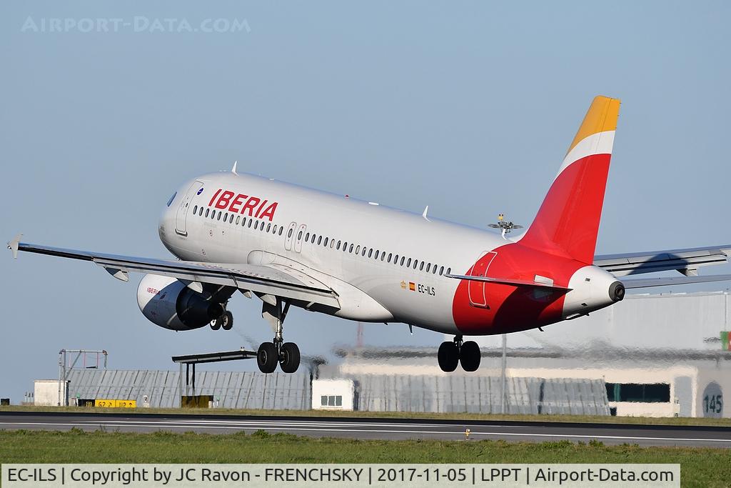 EC-ILS, 2002 Airbus A320-214 C/N 1809, 