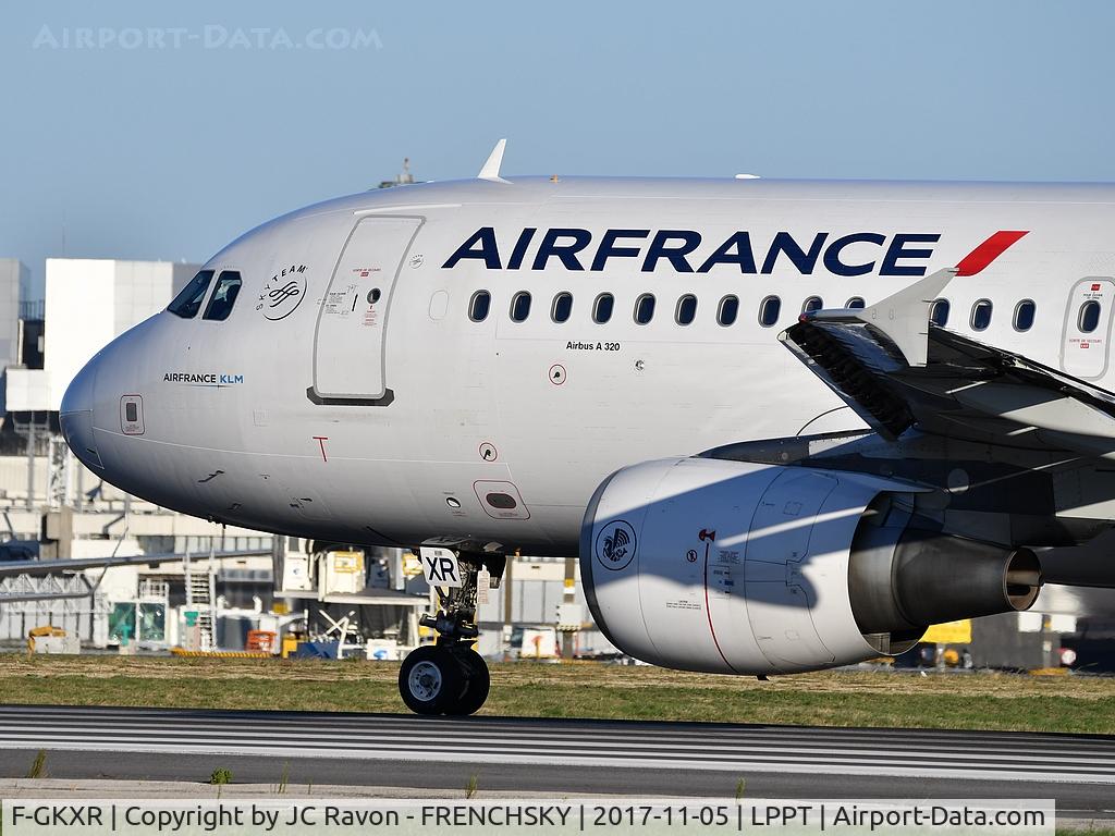 F-GKXR, 2009 Airbus A320-214 C/N 3795, AF AF1625 take off to Paris CDG