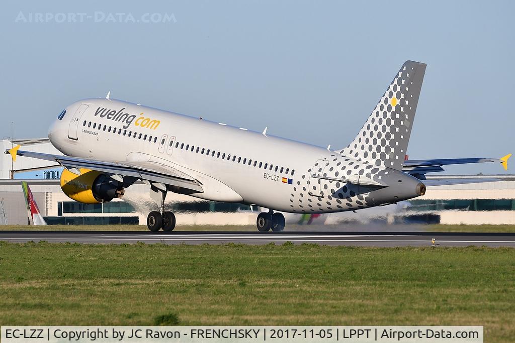 EC-LZZ, 2005 Airbus A320-214 C/N 2620, Vueling VY7982 from Zurich (ZRH)