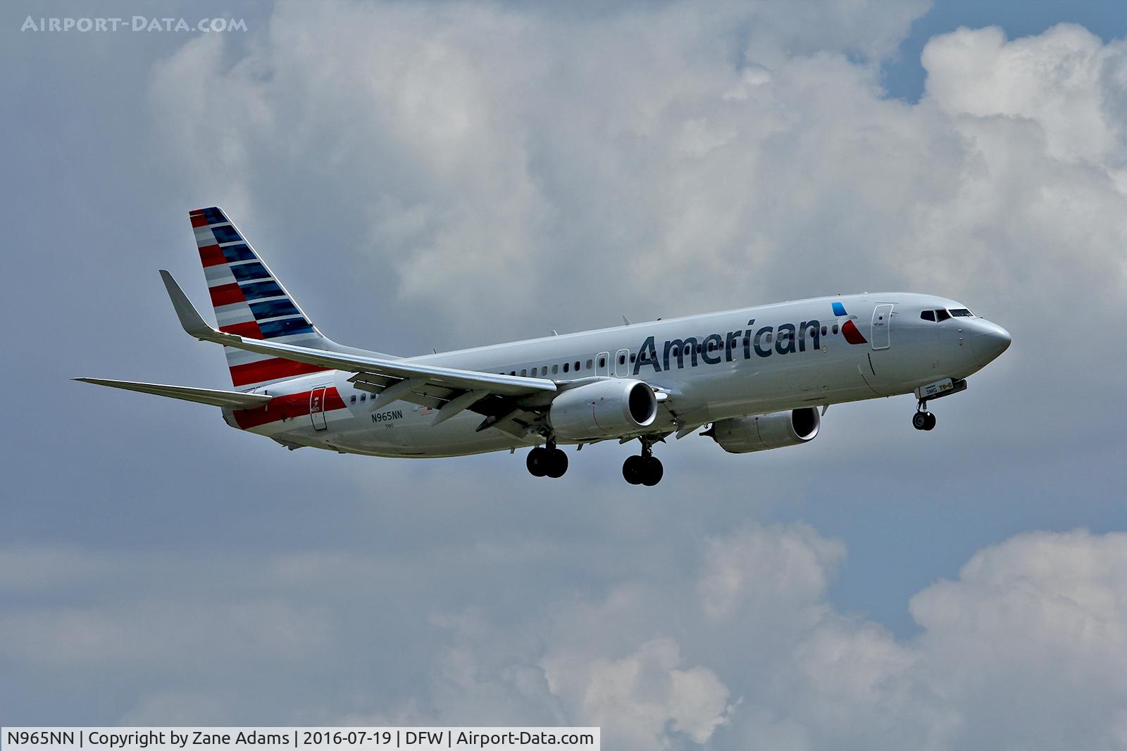 N965NN, 2015 Boeing 737-823 C/N 33239, Arriving at DFW Airport