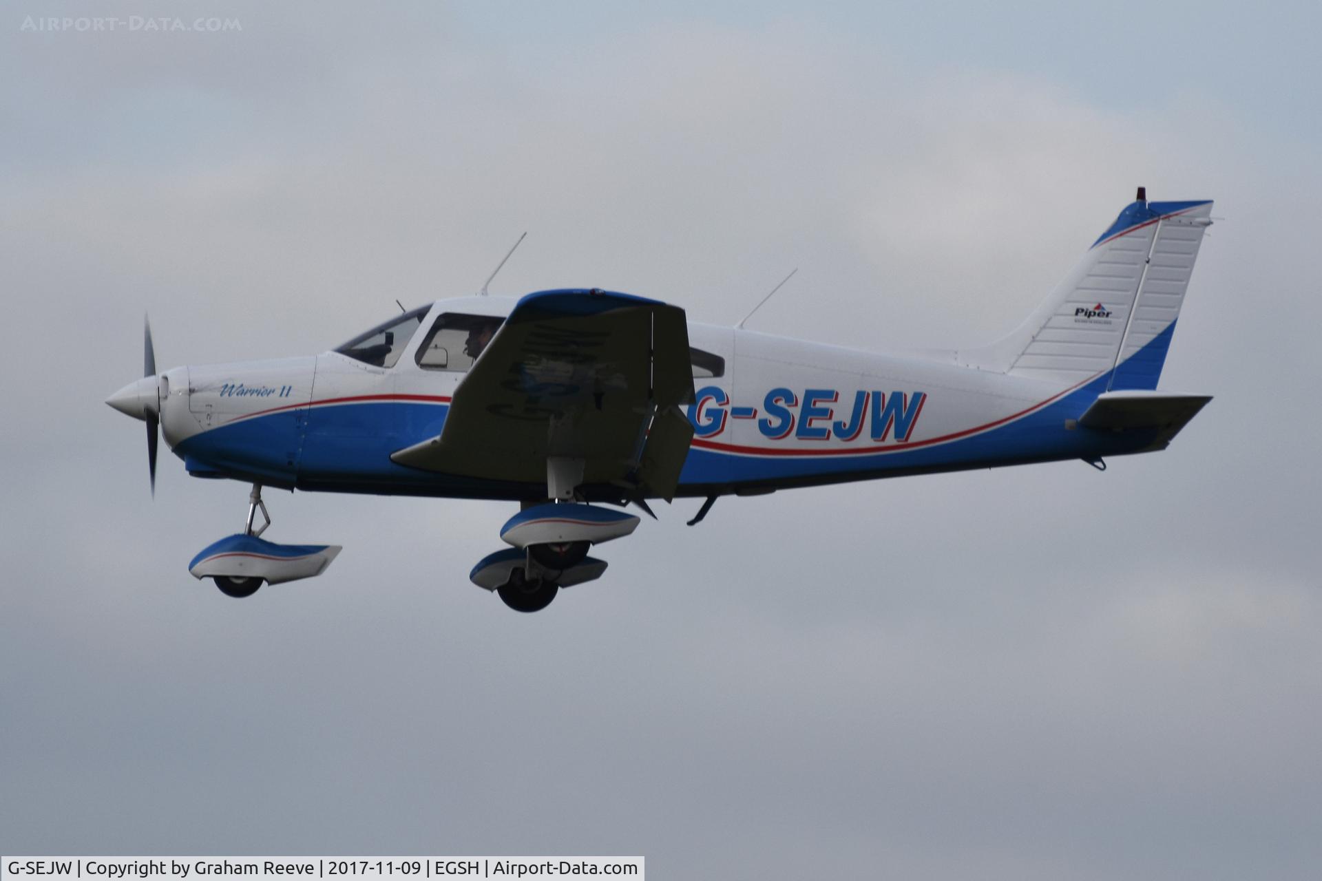 G-SEJW, 1978 Piper PA-28-161 Cherokee Warrior II C/N 28-7816469, Landing at Norwich.