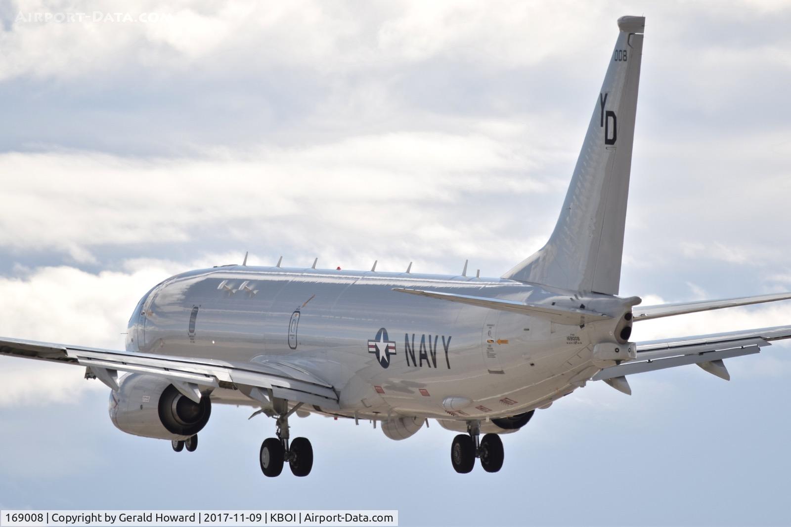 169008, 2016 Boeing P-8A Poseidon C/N 44949, Departing RWY 10L.  VP-4 