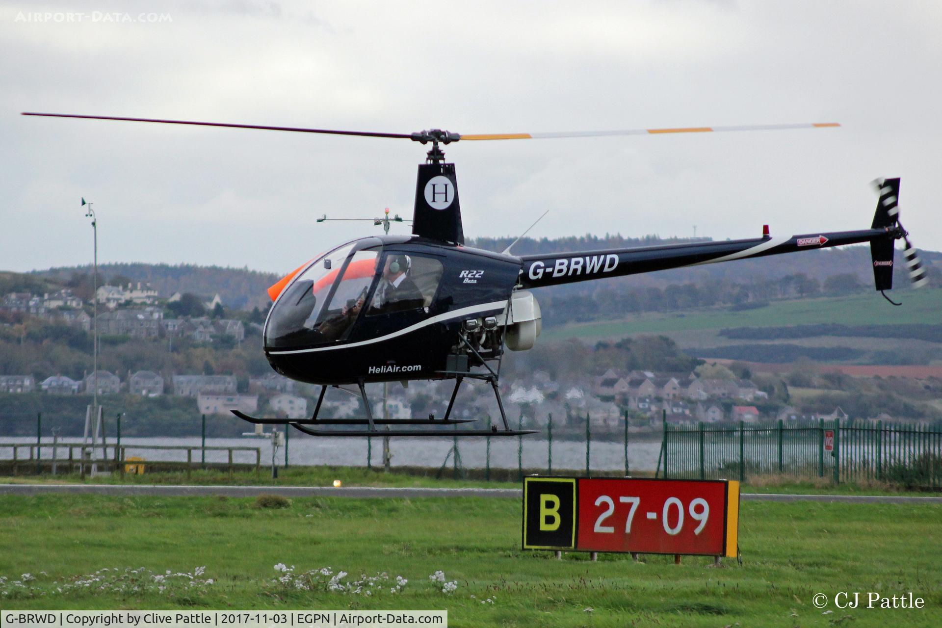 G-BRWD, 1989 Robinson R22 Beta C/N 1231, Pictured at Dundee