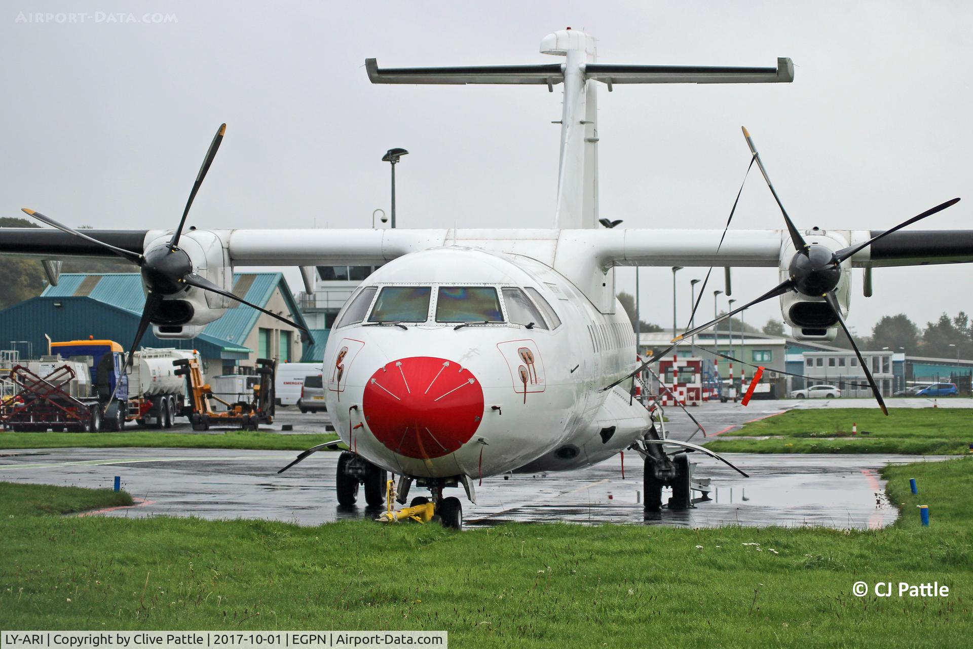 LY-ARI, 1986 ATR 42-312 C/N 012A, On duty at Dundee