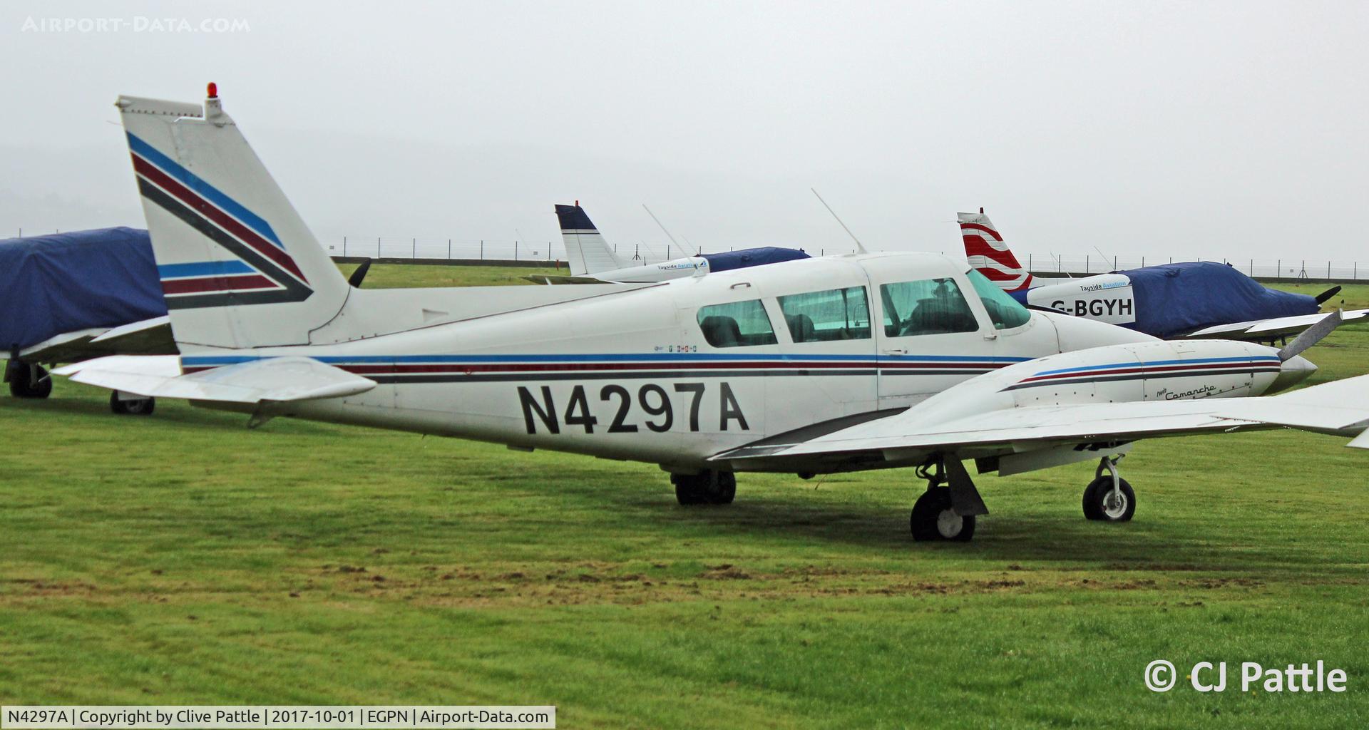 N4297A, 1971 Piper PA-39 Twin Comanche C/R C/N 39-114, Parked at Dundee