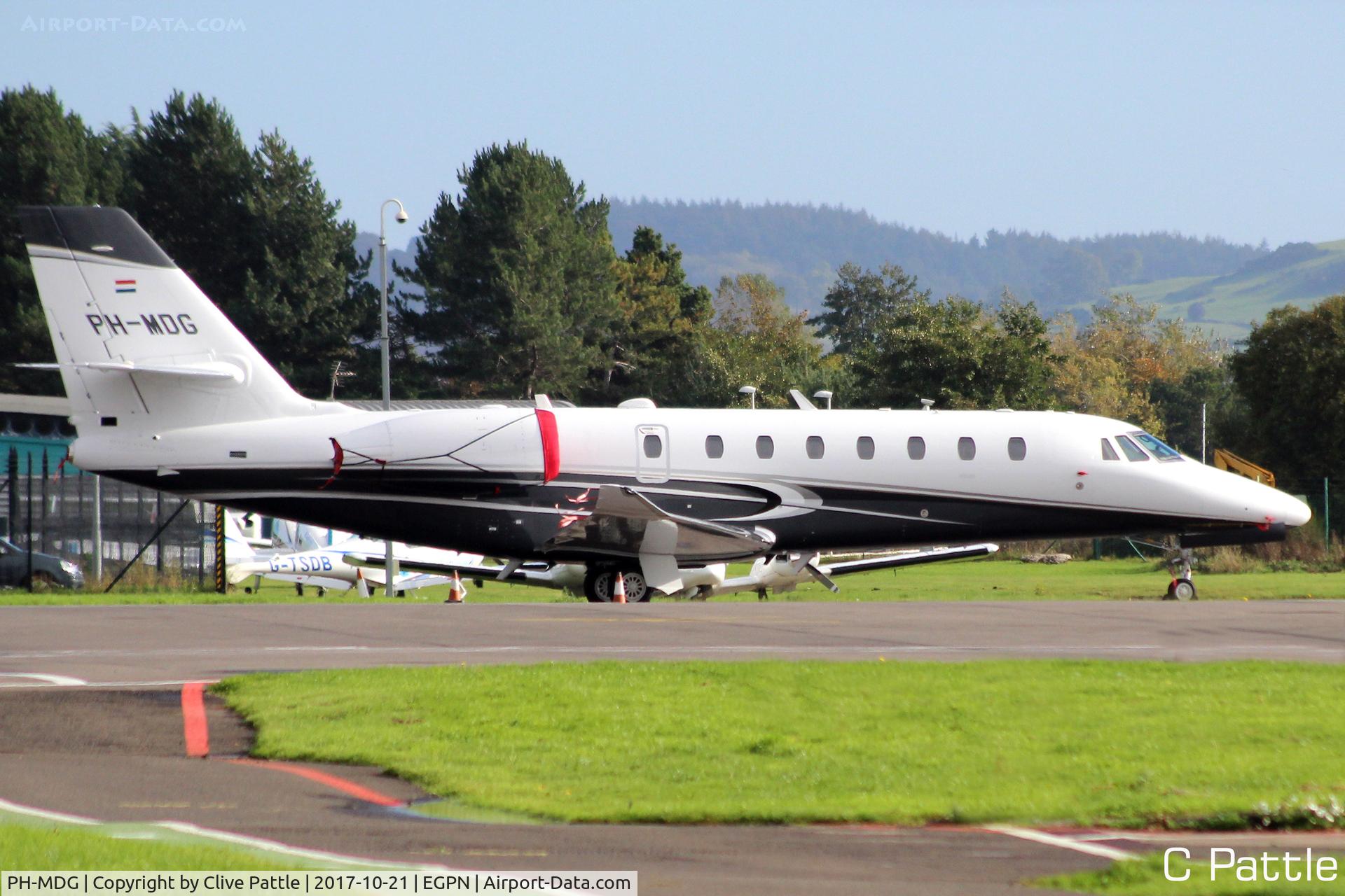 PH-MDG, 2016 Cessna 680 Citation Sovereign+ C/N 680-0561, On the ramp at Dundee