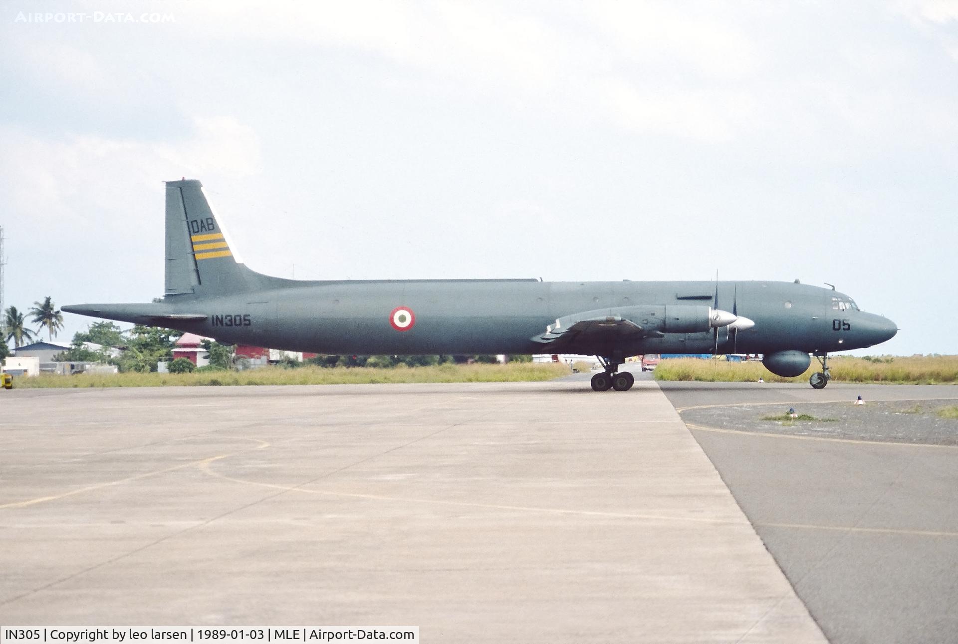 IN305, Ilyushin Il-38SD C/N 080010609, Male Maldives 3.1.1989