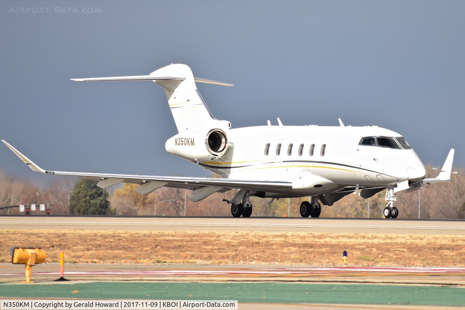 N350KM, 2014 Bombardier Challenger 300 (BD-100-1A10) C/N 20505, Take off run on RWY 10R.