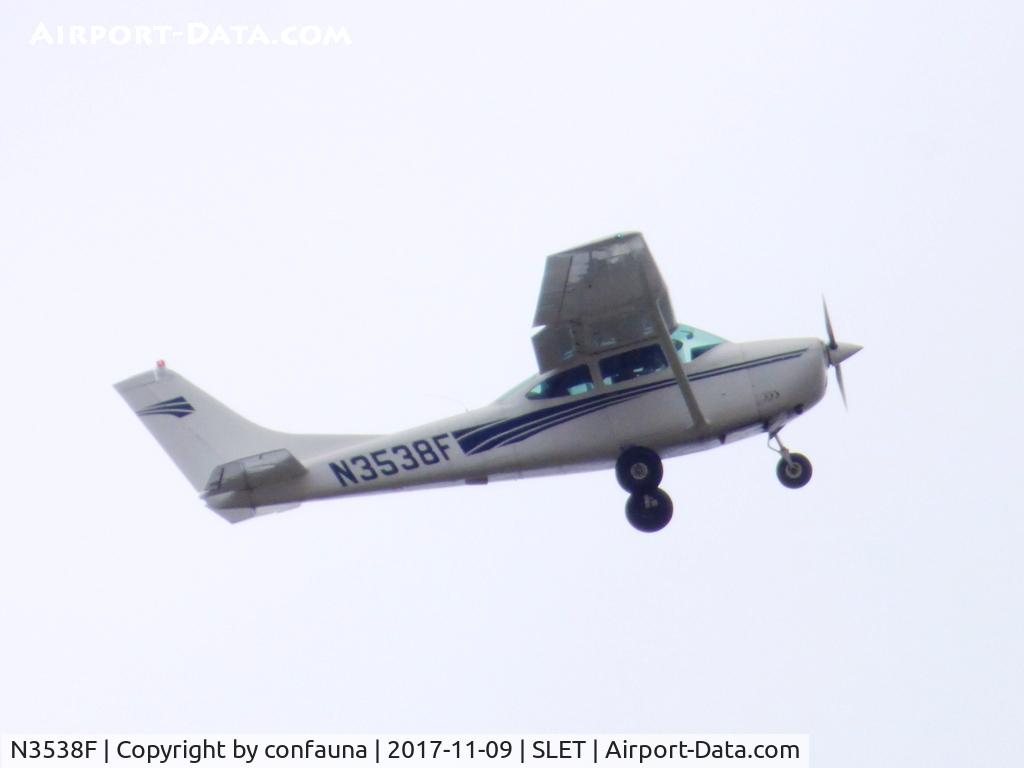 N3538F, 1966 Cessna 182J Skylane C/N 18257538, Arriving to El Trompillo