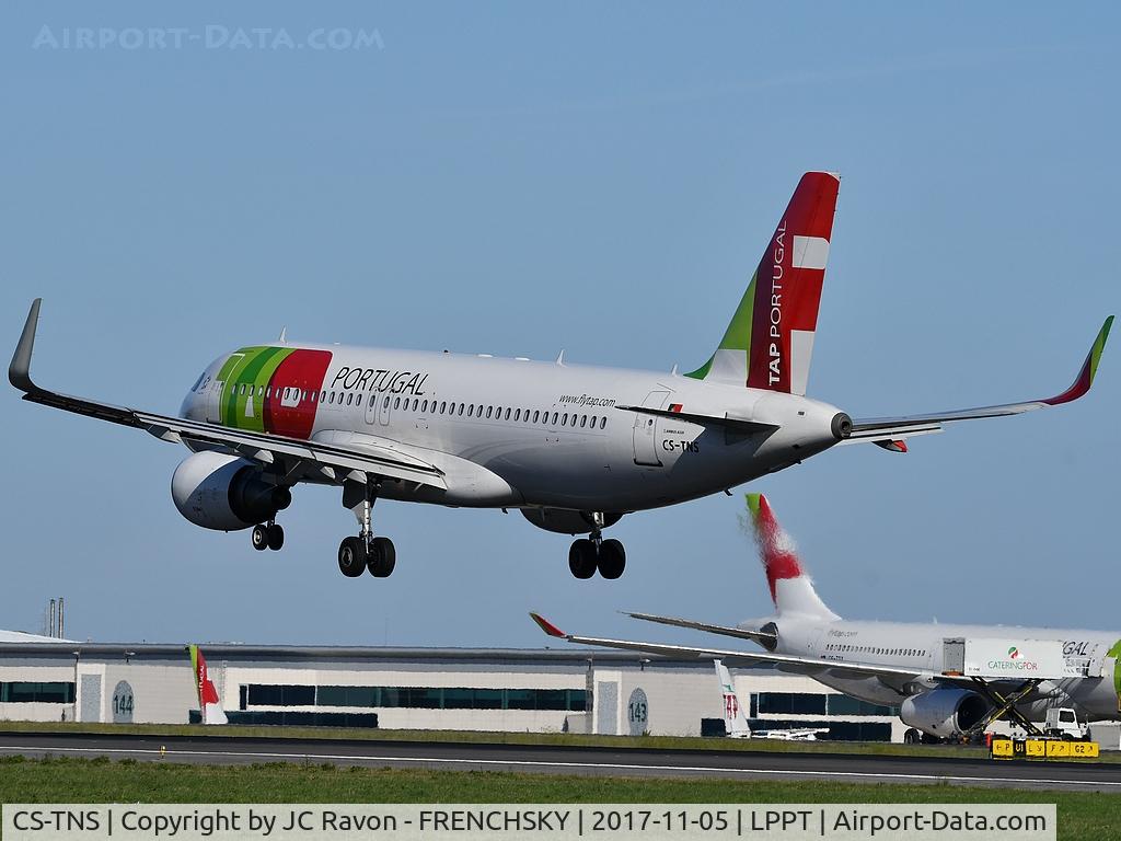 CS-TNS, 2009 Airbus A320-214 C/N 4021, 