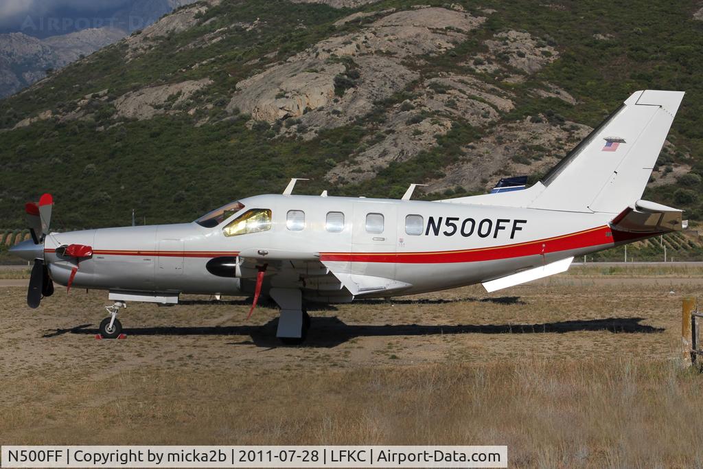 N500FF, 1998 Socata TBM-700 C/N 141, Parked