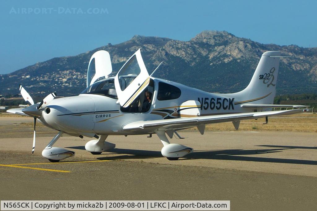 N565CK, 2005 Cirrus SR22 G2 C/N 1490, Parked. Crashed 21/12/21 near Auxerre, killing pilot