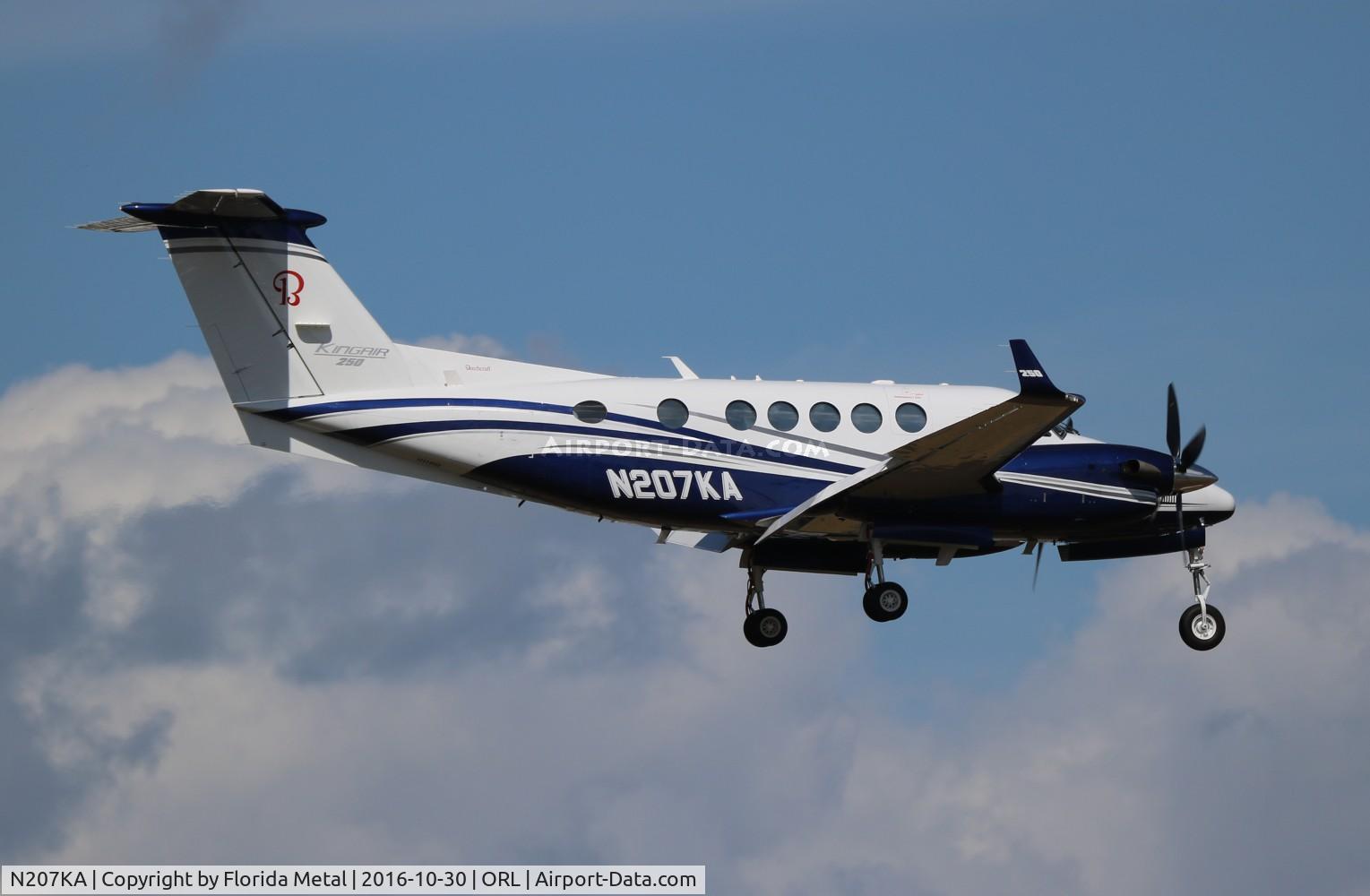 N207KA, 2015 Hawker Beechcraft B200GT King Air C/N BY-207, Beech 250GTI