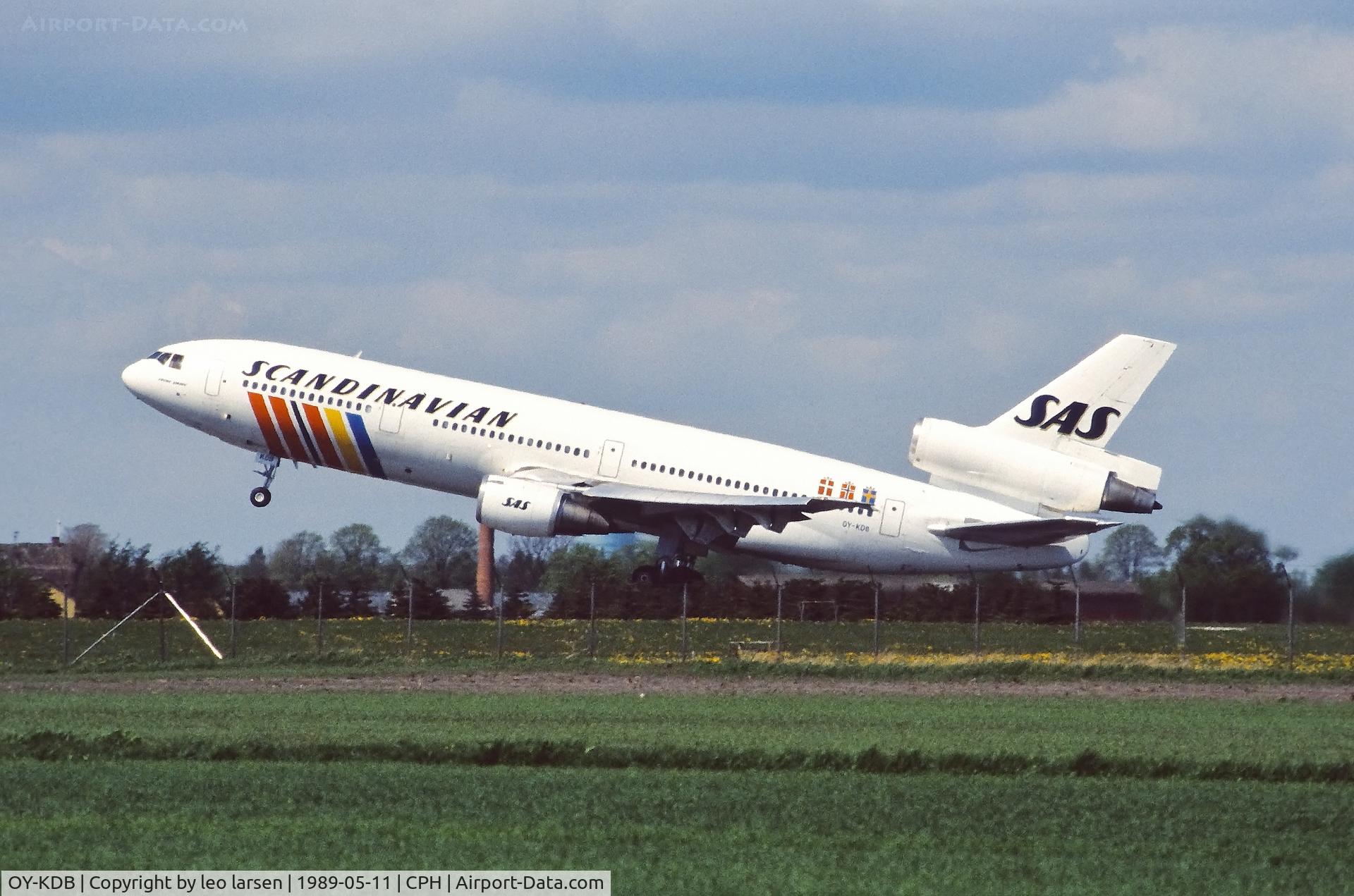 OY-KDB, 1974 Douglas DC-10-30 C/N 46933, Copenhagen 11.5.1989 T/O on R-22R