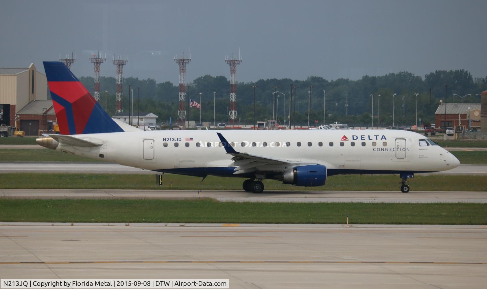 N213JQ, 2009 Embraer 175LR (ERJ-170-200LR) C/N 17000265, Delta Connection