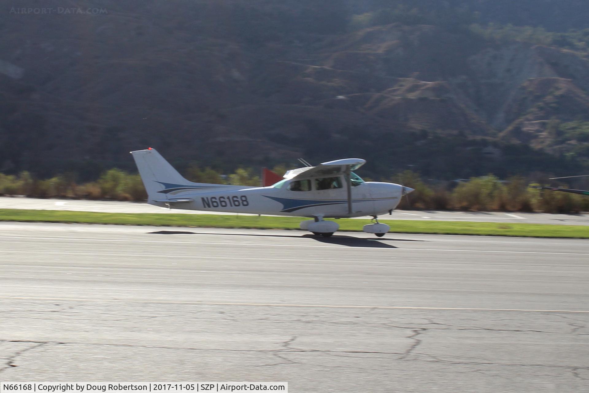 N66168, 1983 Cessna 172P C/N 17275974, 1983 Cessna 172P SKYHAWK, Lycoming O-320-D2J 160 Hp, takeoff roll Rwy 22