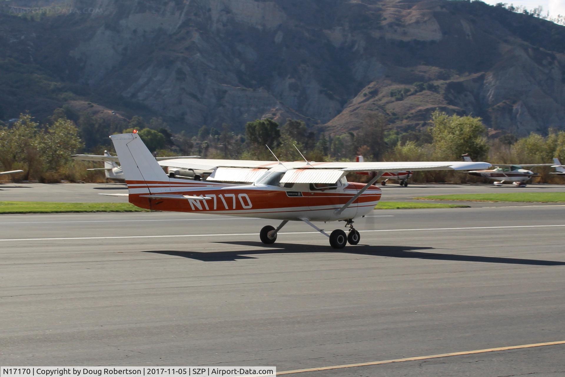 N17170, 1972 Cessna 150L C/N 15073644, 1972 Cessna 150L, Continental O-200 100 Hp, landing roll Rwy 22