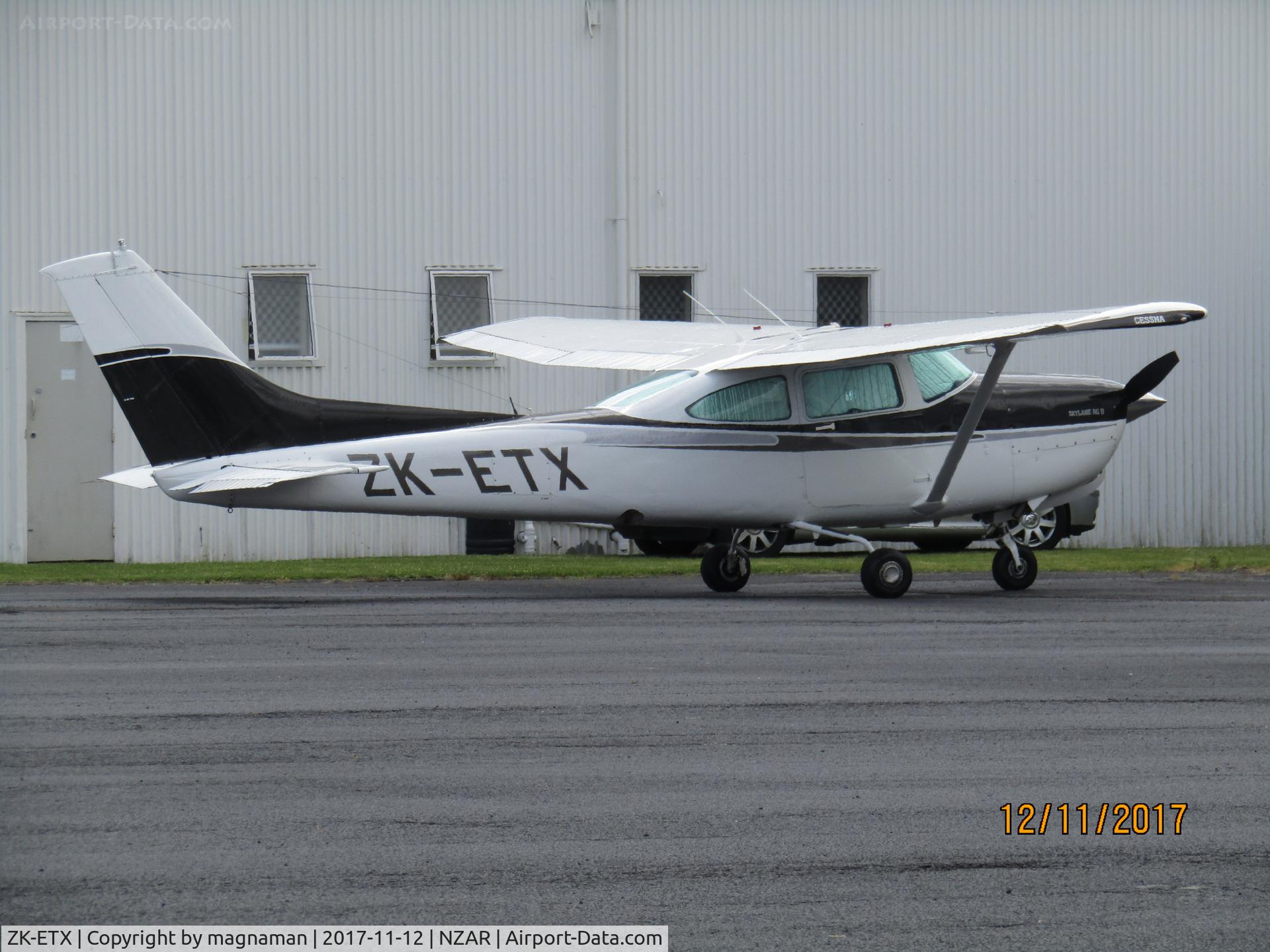 ZK-ETX, Cessna R182 Skylane RG C/N R18201718, on apron