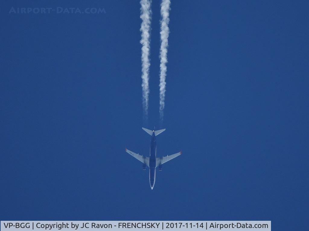 VP-BGG, 2016 Boeing 737-8LJ C/N 41222, overflying Bordeaux city, AEROFLOT SU2621 Malaga to Moscou level 340