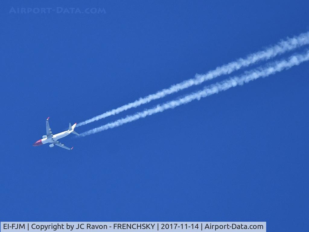 EI-FJM, 2016 Boeing 737-8JP C/N 42074, overflying Bordeaux city D85122 /IBK5122 Malaga to Helsinki flight level 360