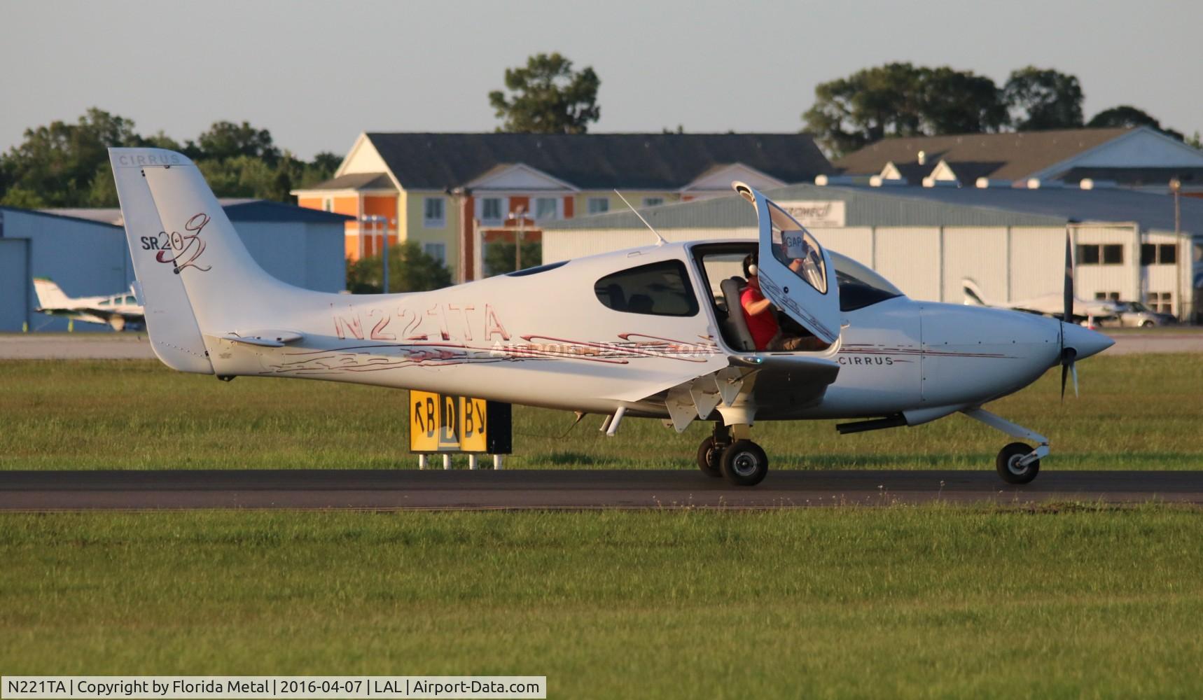 N221TA, 2007 Cirrus SR20 G2 C/N 1794, Cirrus SR20