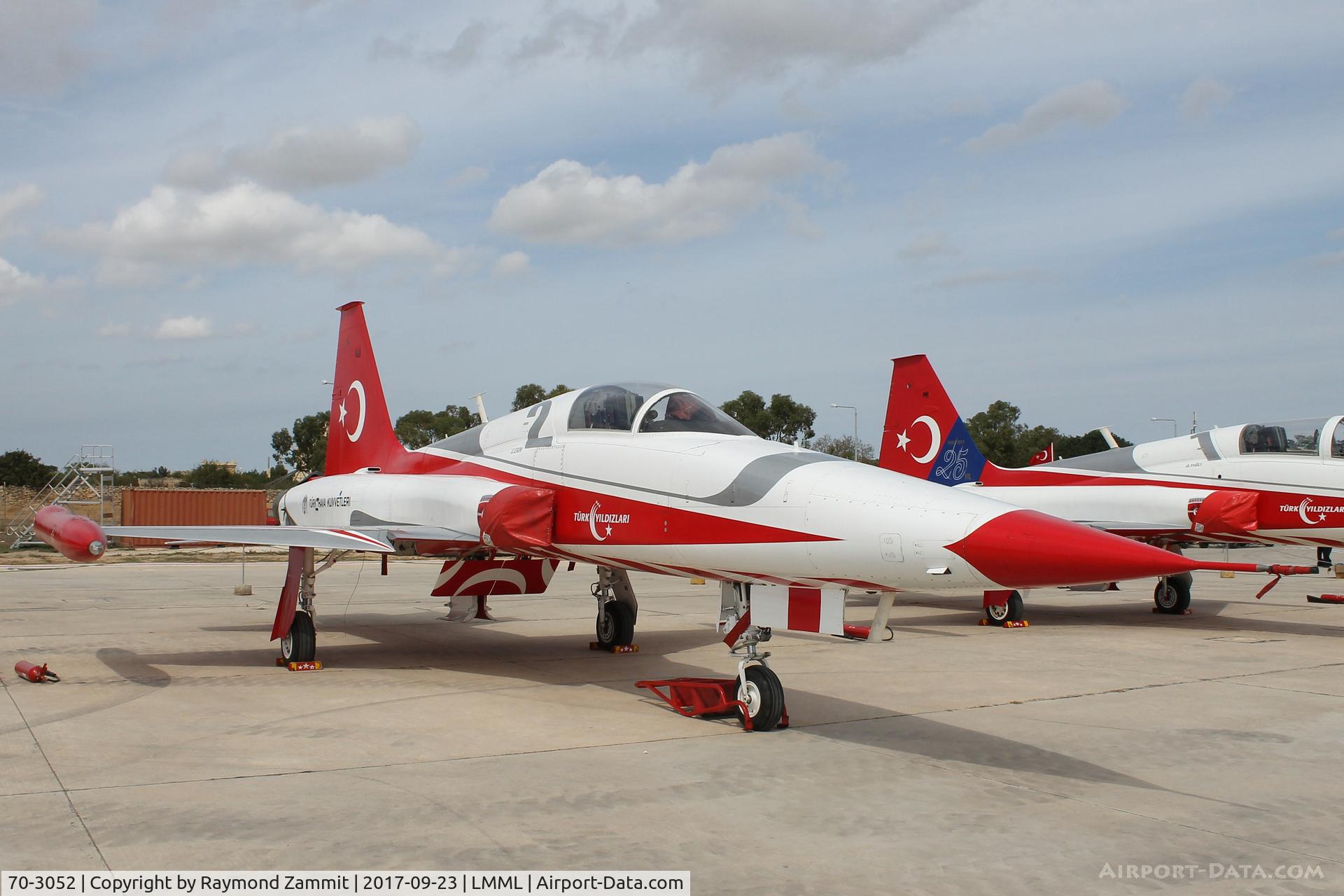 70-3052, Northrop (Canadair) NF-5A (CL-226) C/N 52, Northrop NF-5B 70-3052/2 Turkish Stars Aerobatic Team