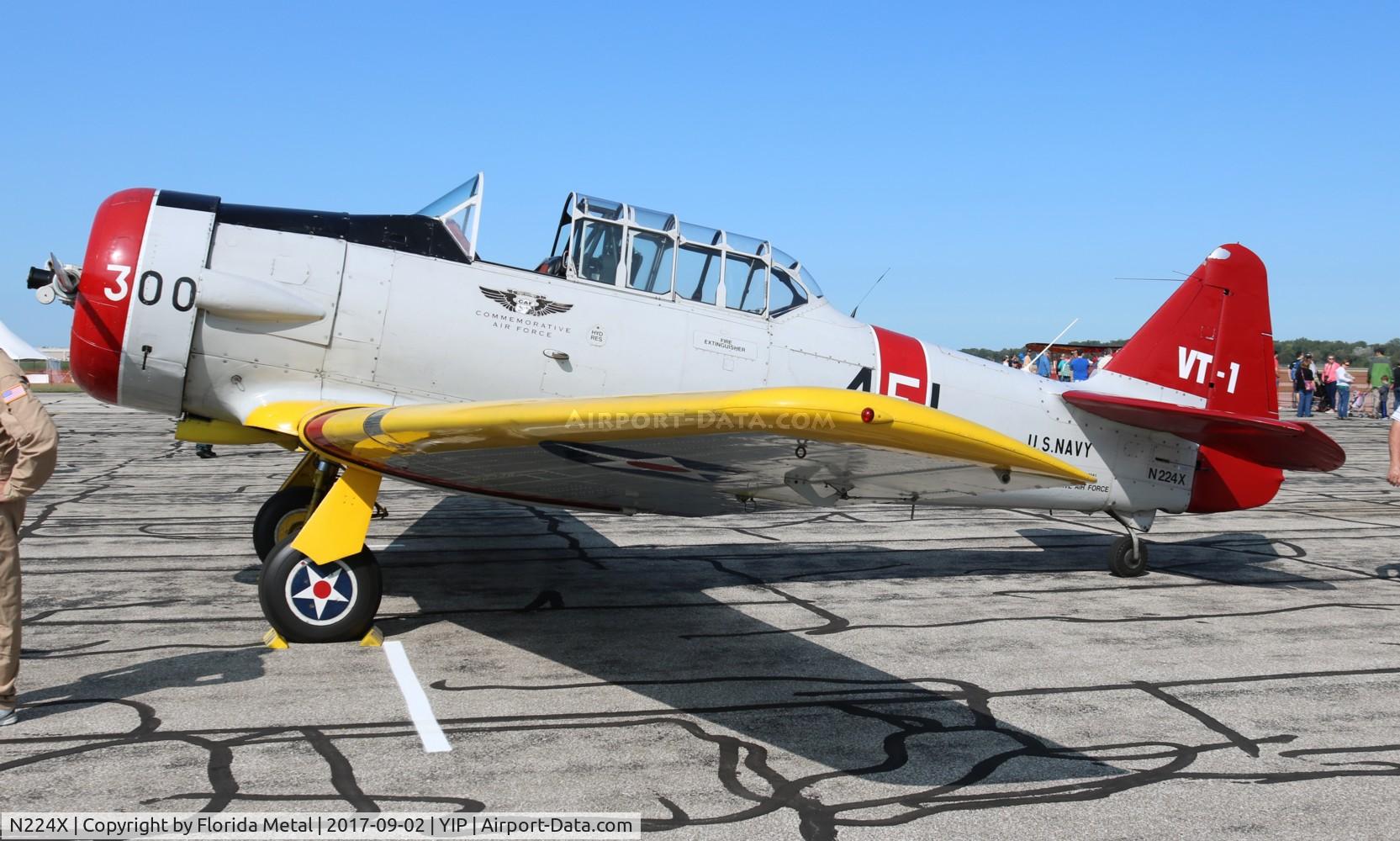 N224X, 1941 North American SNJ-4 Texan C/N 88-13041, SNJ-4
