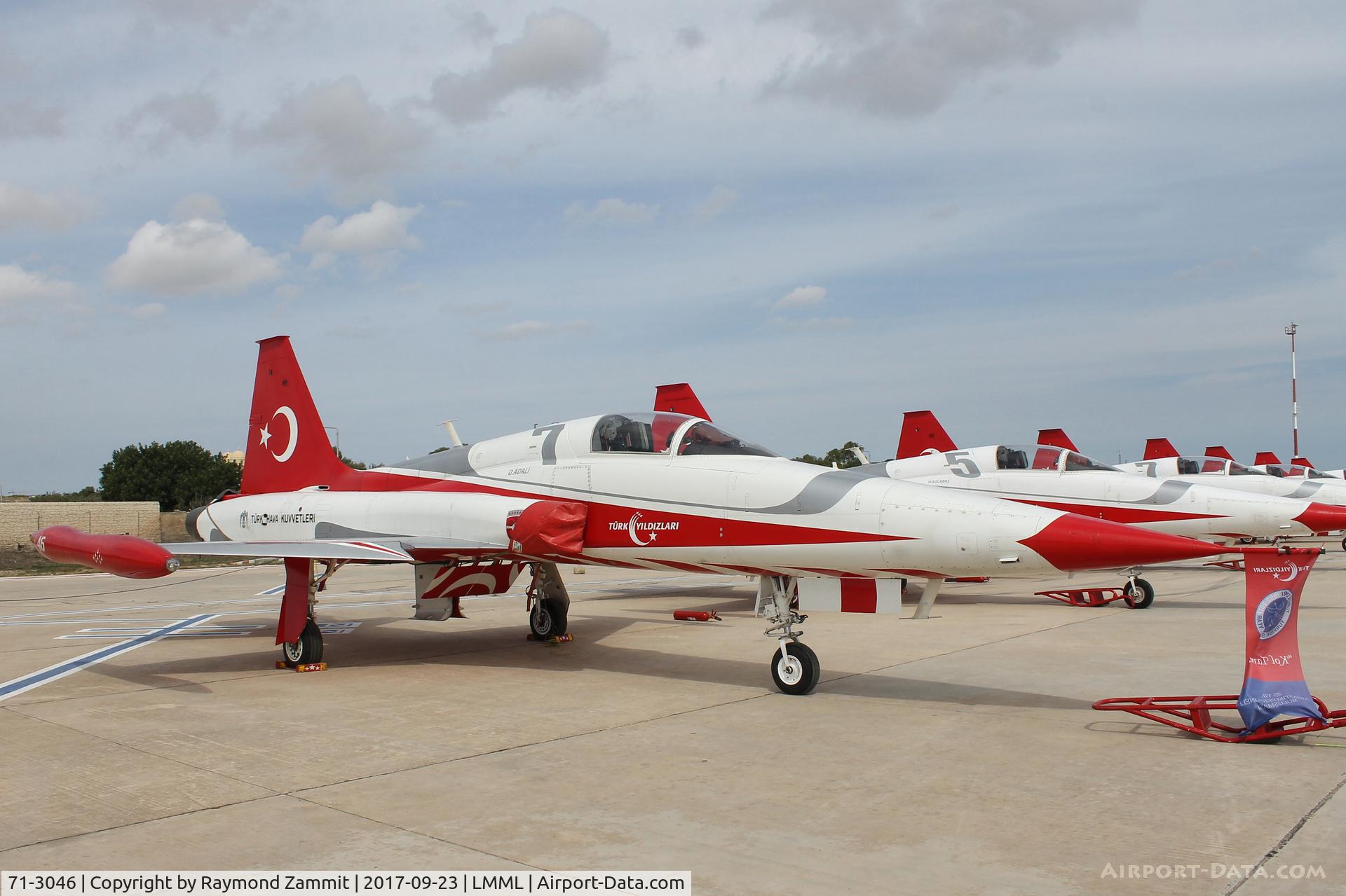 71-3046, Northrop (Canadair) NF-5A-2000 (CL-226) C/N 46, Northrop NF-5B 71-3046/7 Turkish Stars Aerobatic Team