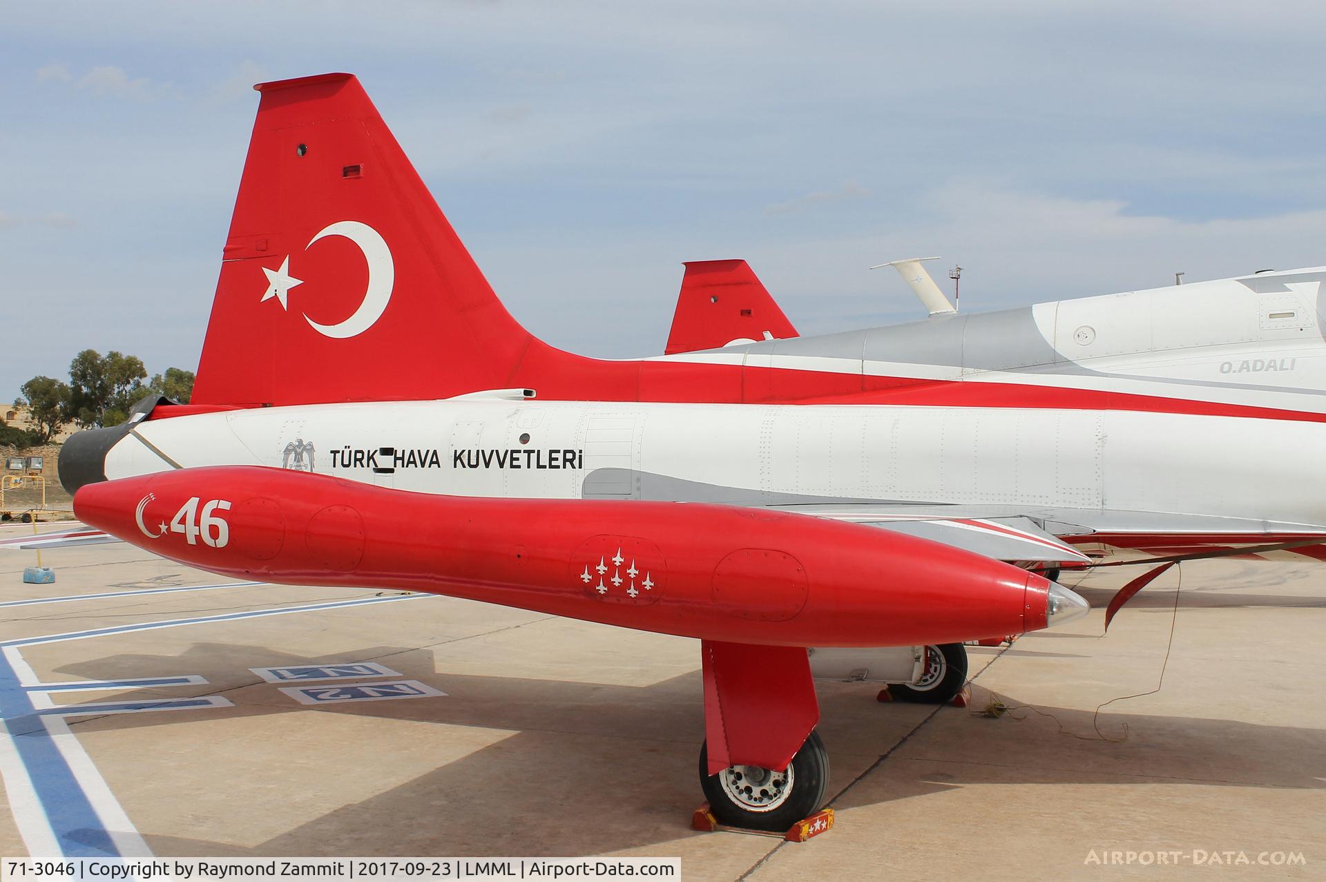 71-3046, Northrop (Canadair) NF-5A-2000 (CL-226) C/N 46, Northrop NF-5B 71-3046/7 Turkish Stars Aerobatic Team