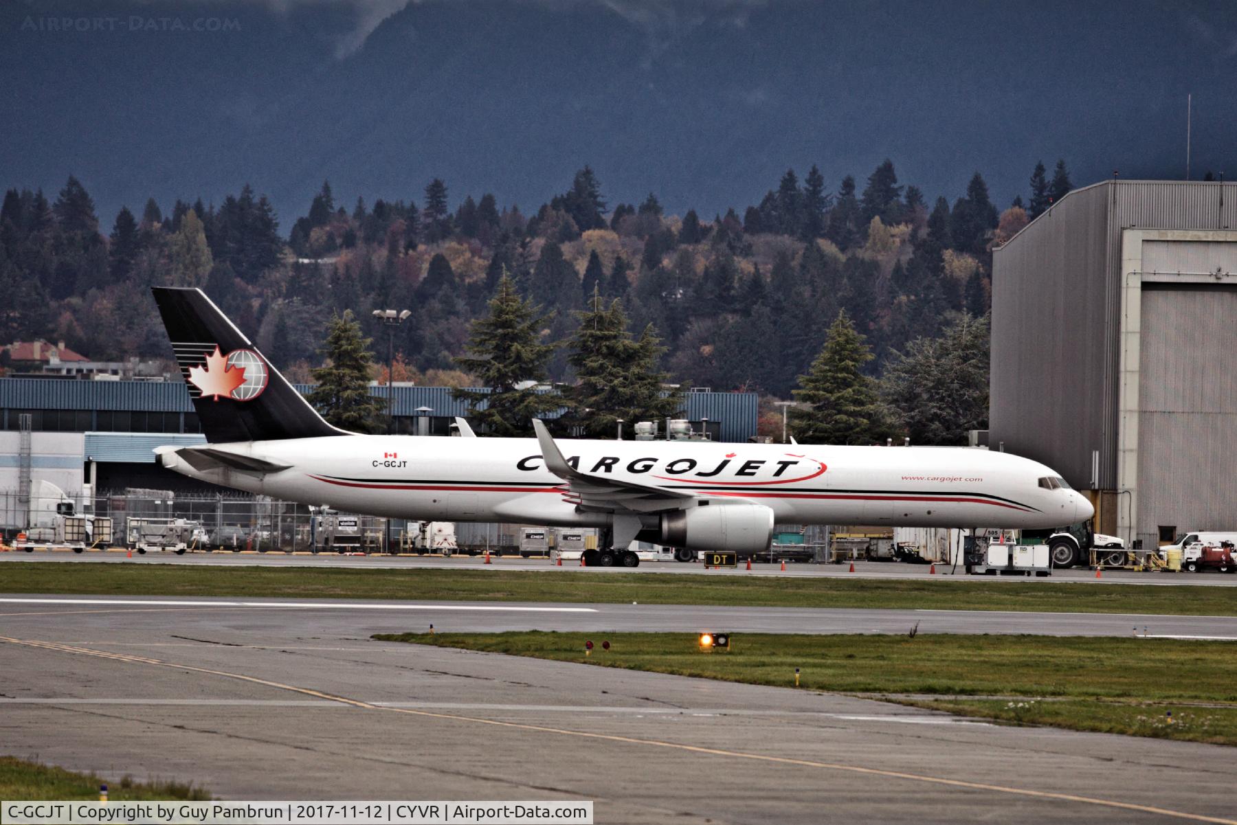 C-GCJT, 1991 Boeing 757-223 C/N 24605, Parked