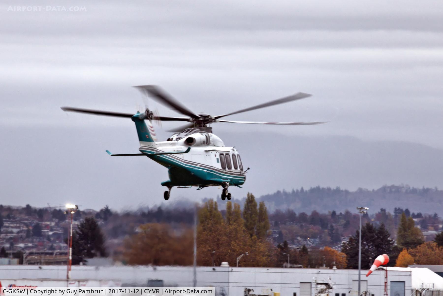 C-GKSW, 2010 AgustaWestland AW-139 C/N 31276, Departing