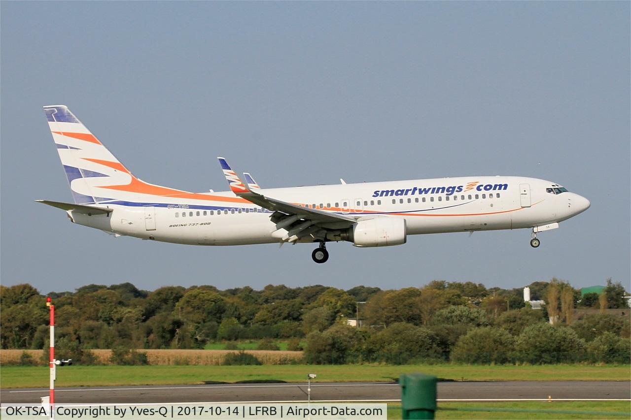OK-TSA, 2001 Boeing 737-8S3 C/N 29250/792, Boeing 737-8S3, On final rwy 07R, Brest-Bretagne airport (LFRB-BES)