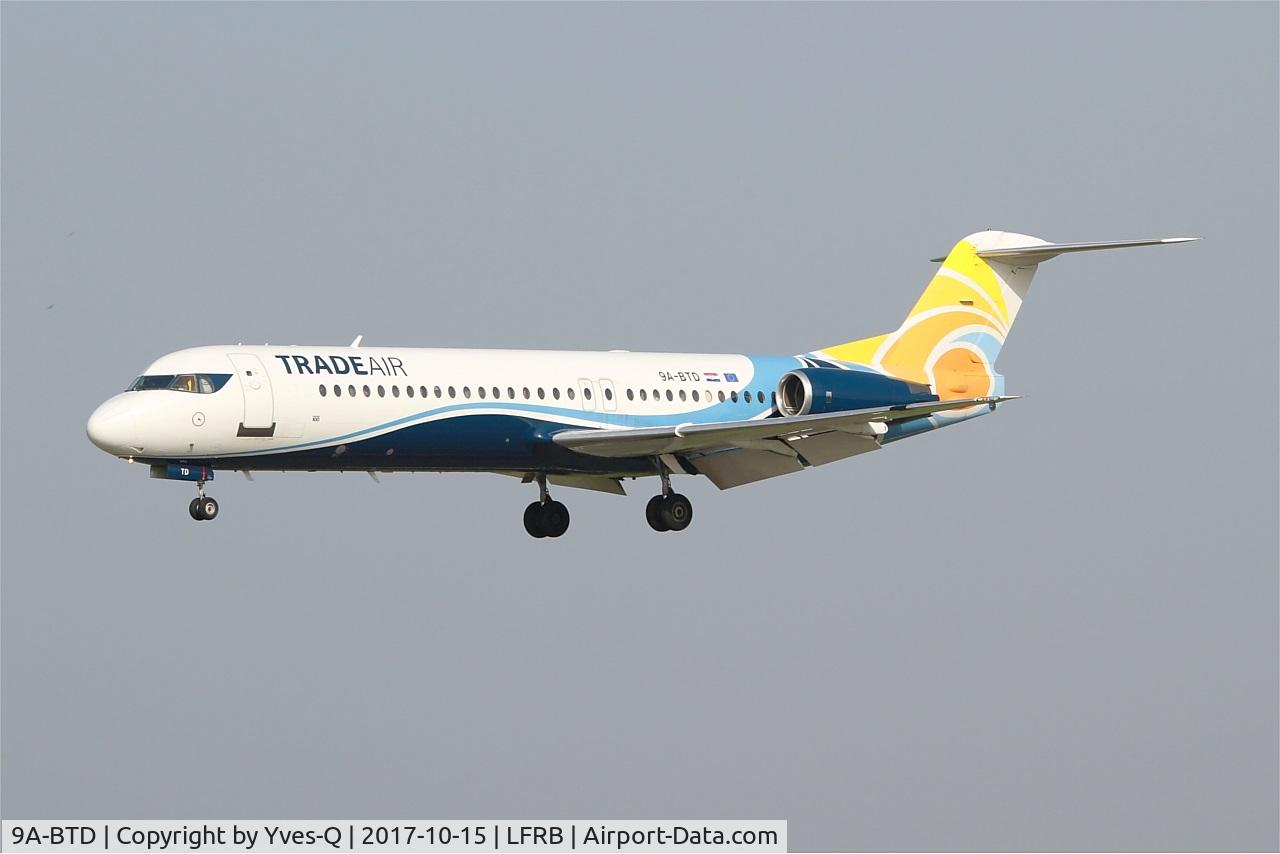 9A-BTD, 1992 Fokker 100 (F-28-0100) C/N 11407, Fokker 100, On final rwy 25L, Brest-Bretagne airport (LFRB-BES)
