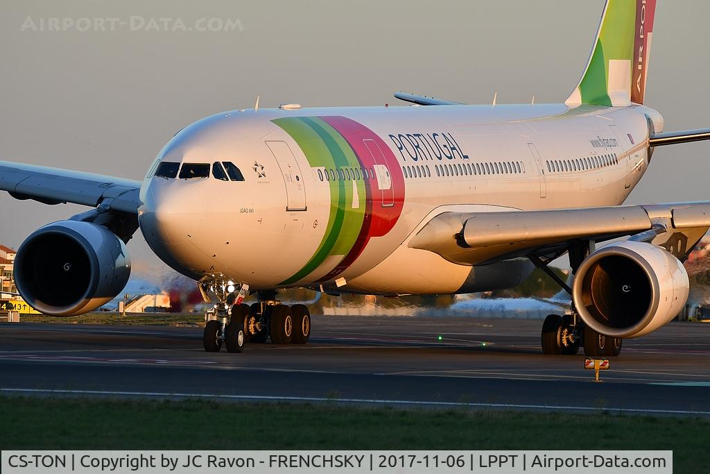 CS-TON, 2008 Airbus A330-202 C/N 904, 