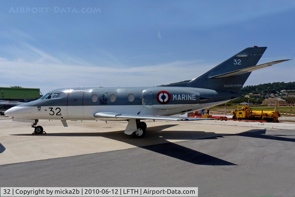 32, 1974 Dassault Falcon 10MER C/N 32, Parked