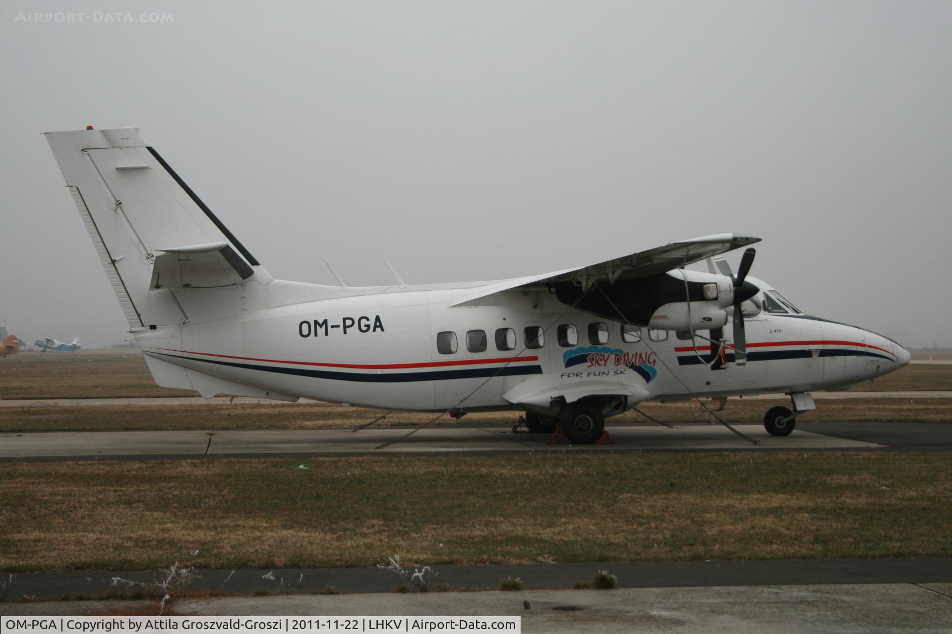 OM-PGA, 1982 Let L-410UVP-T Turbolet C/N 820929, Kaposújlak Airport, Hungary